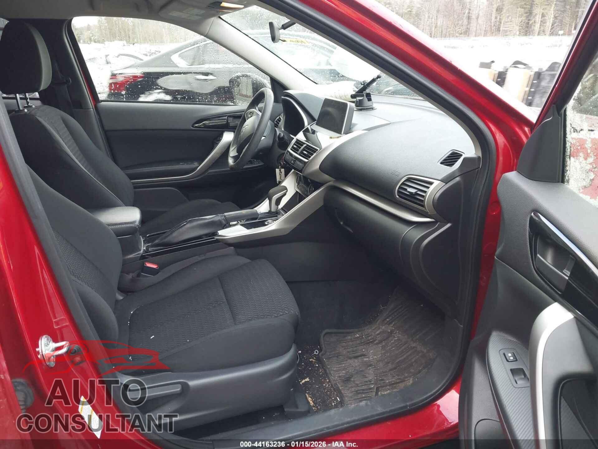 MITSUBISHI ECLIPSE CROSS 2018 - JA4AT4AA3JZ066138