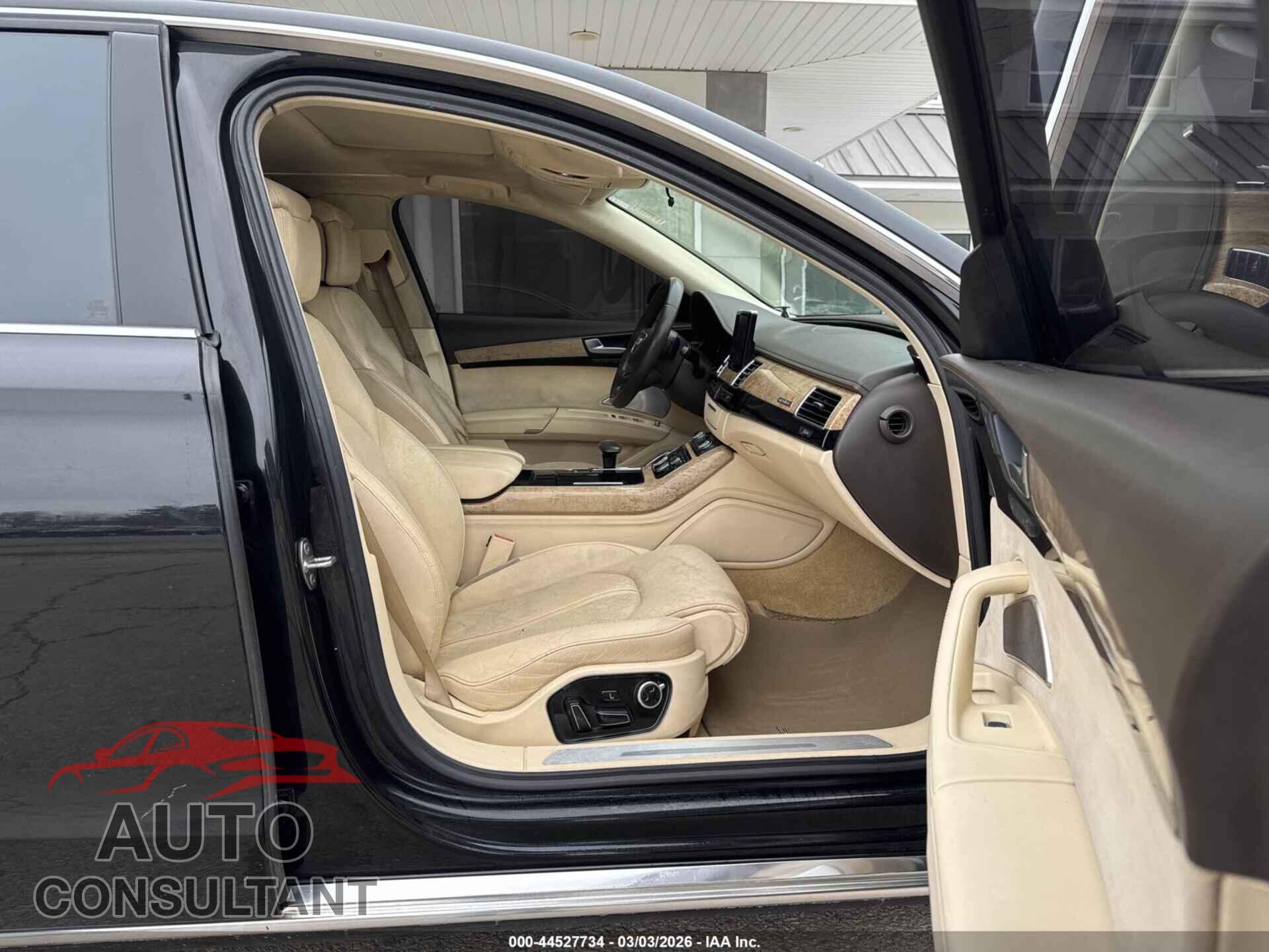 AUDI A8 L 2011 - WAURVAFD0BN009504