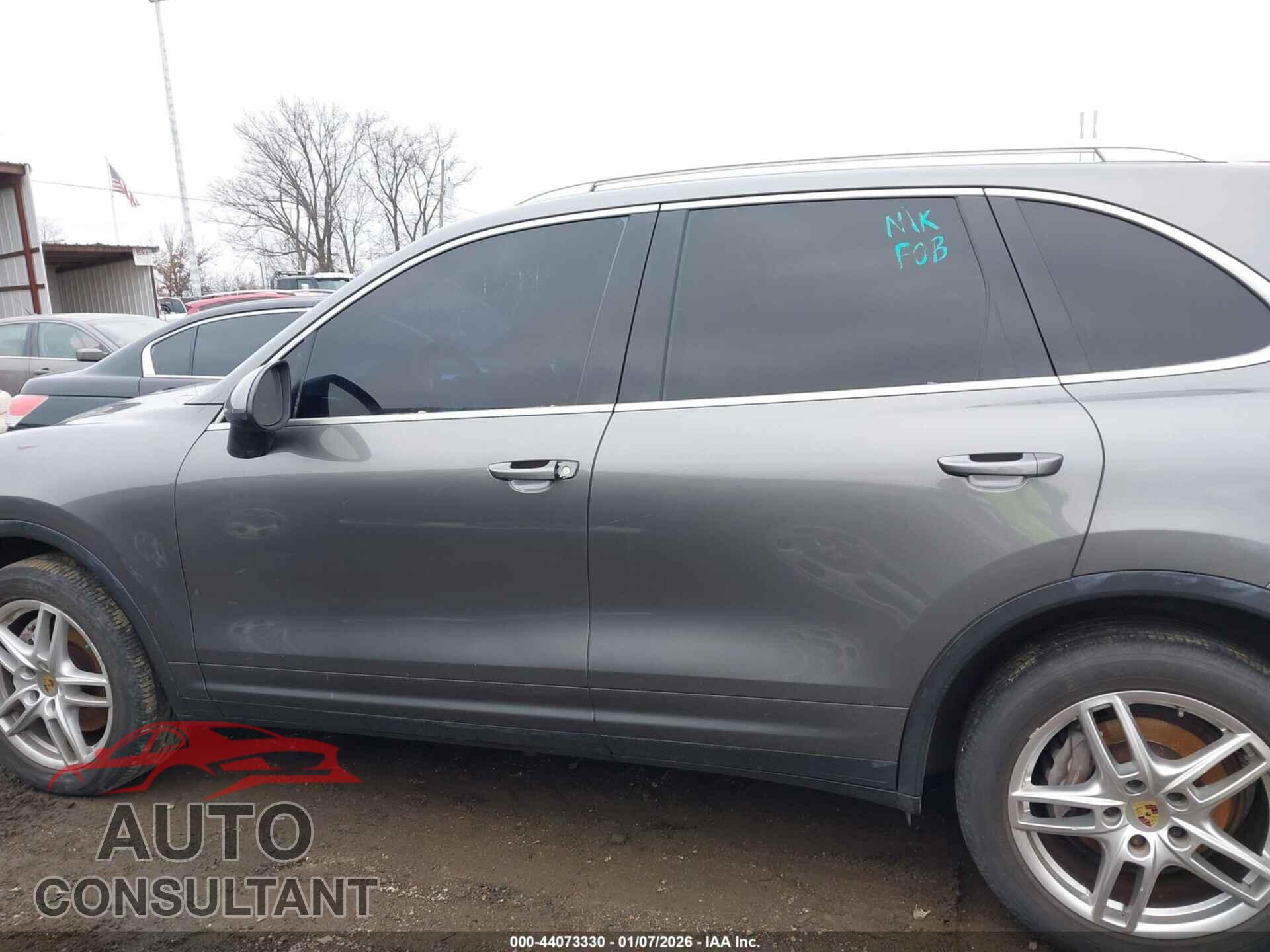 PORSCHE CAYENNE 2014 - WP1AA2A25ELA93941