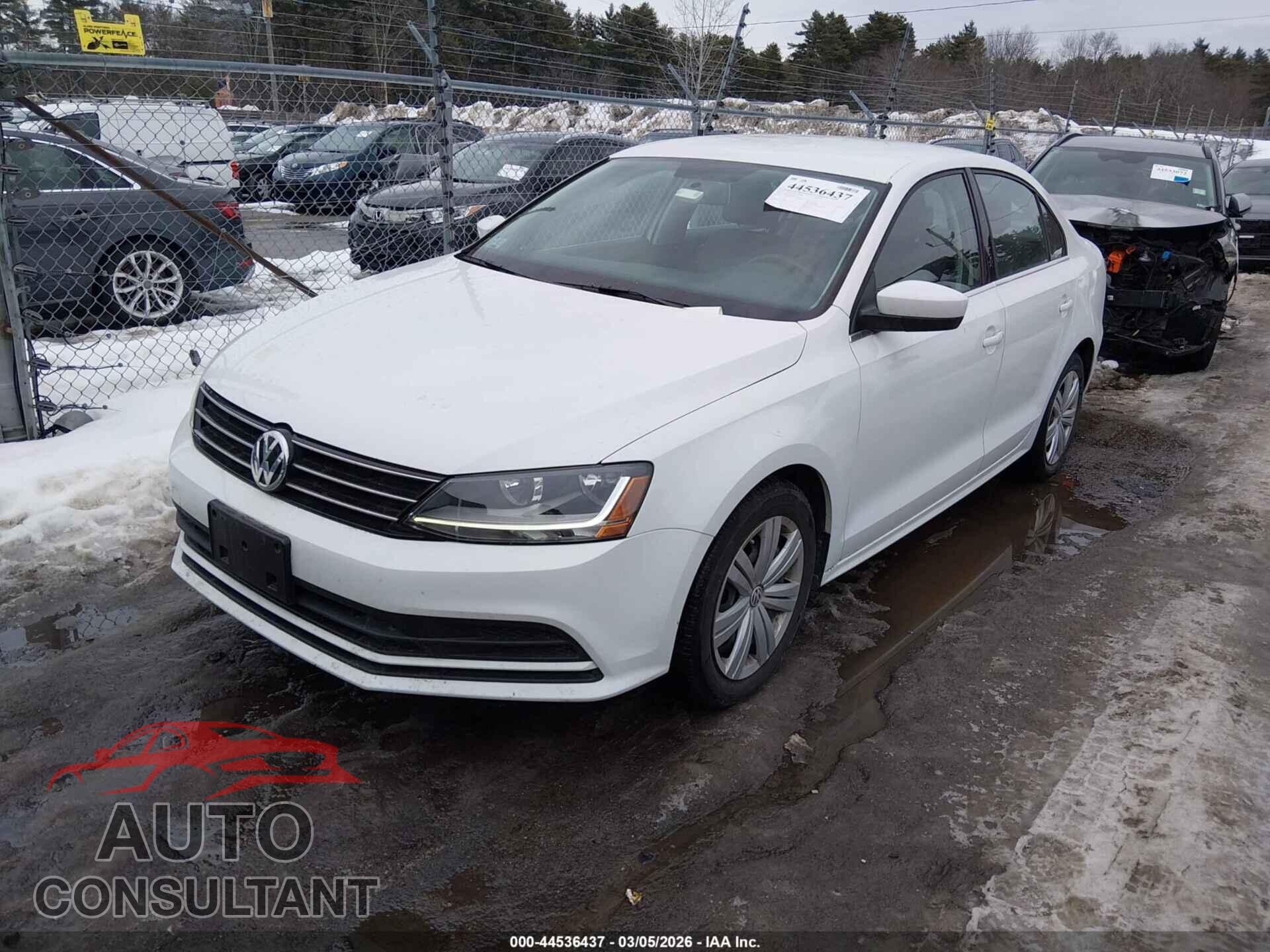 VOLKSWAGEN JETTA 2017 - 3VW2B7AJ4HM321371