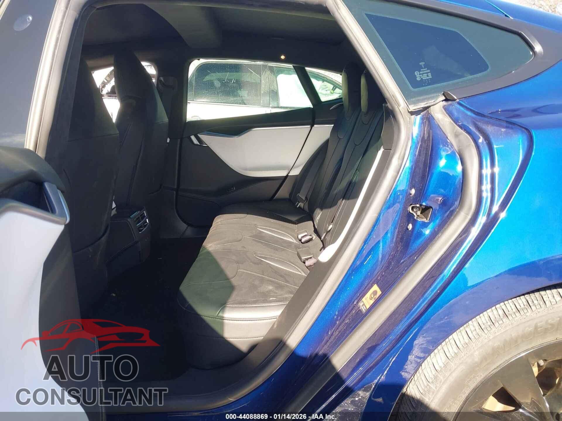 TESLA MODEL S 2017 - 5YJSA1E21HF210786
