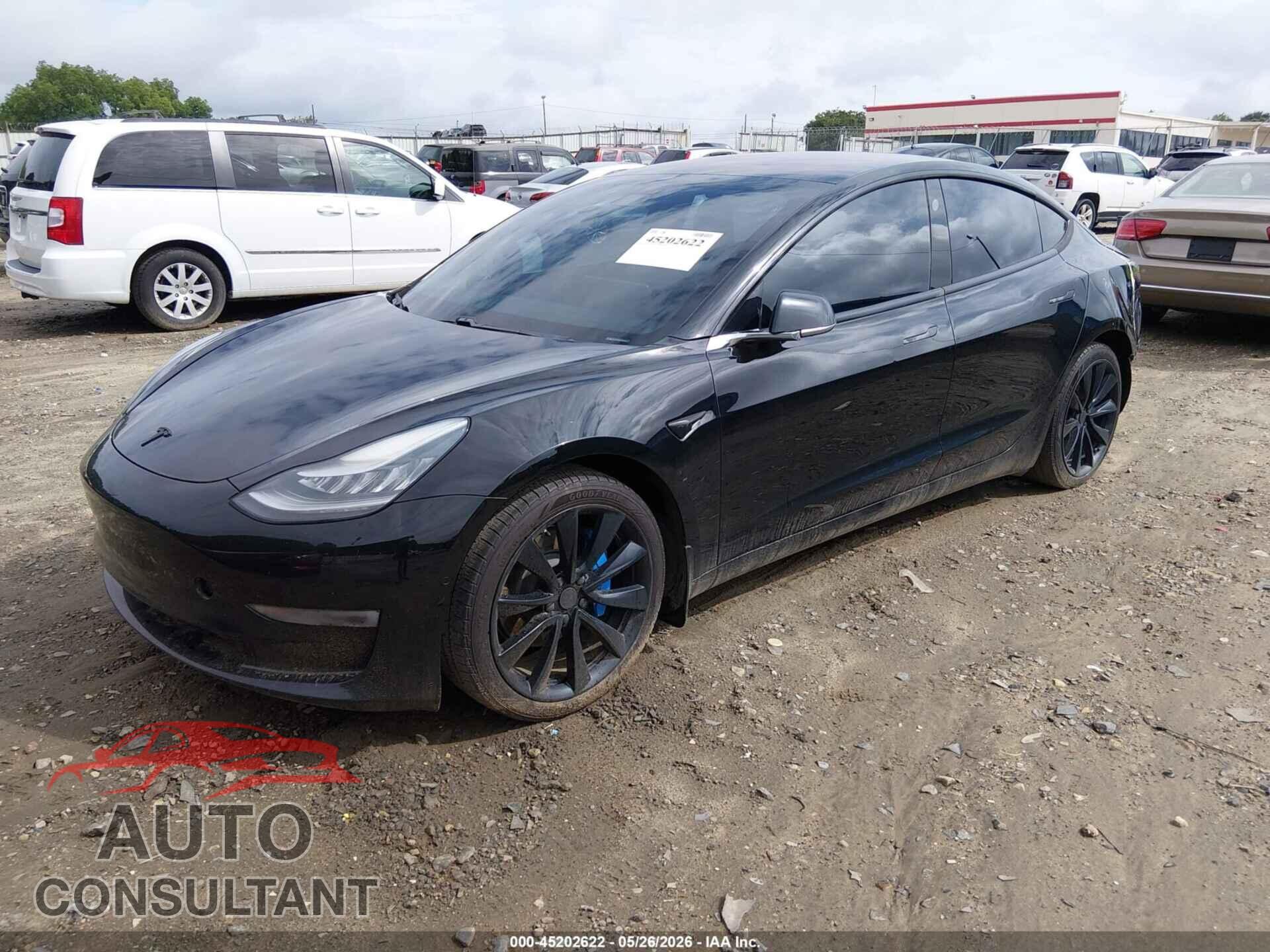 TESLA MODEL 3 2018 - 5YJ3E1EB9JF184694