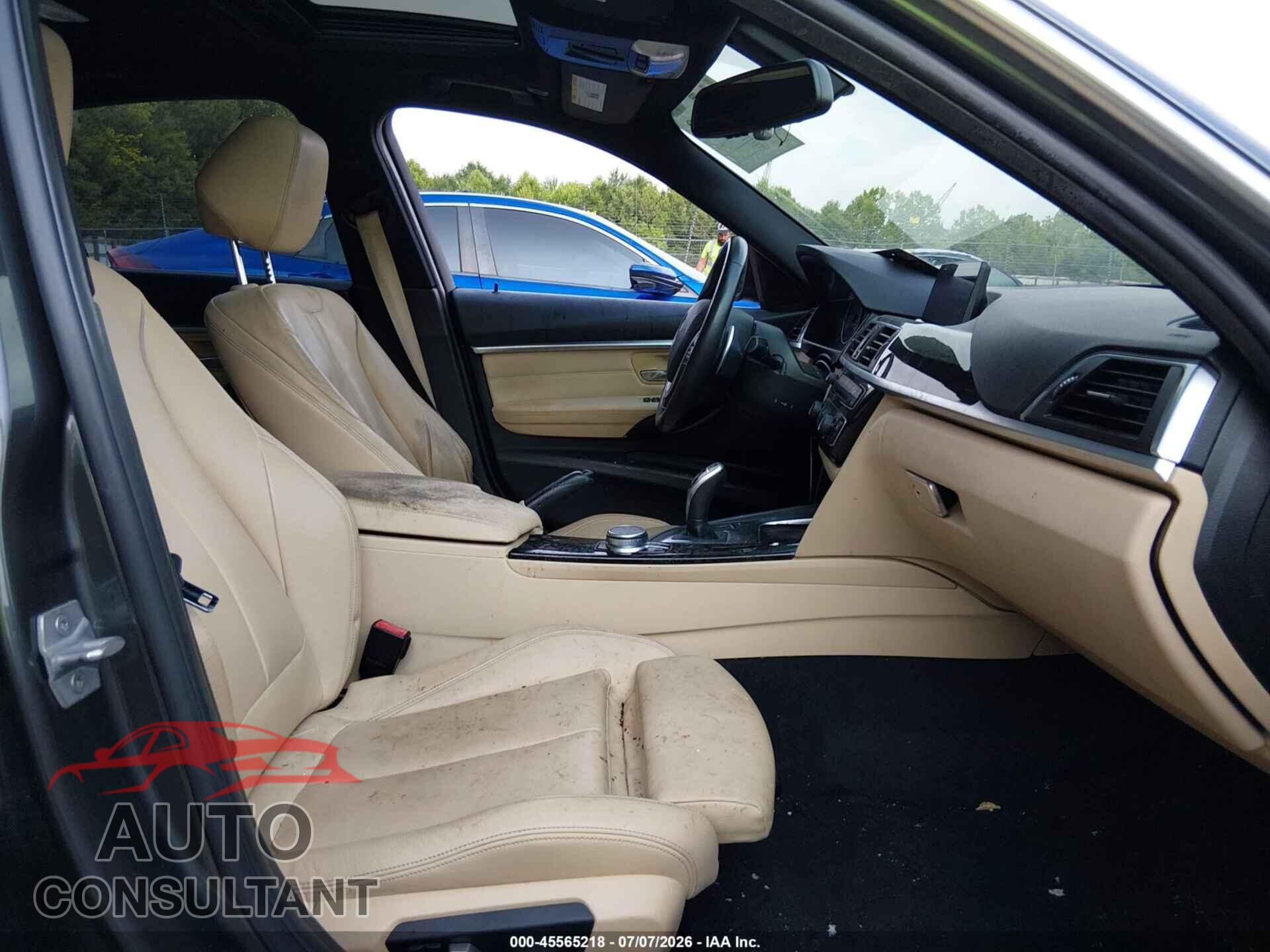 BMW 330I 2017 - WBA8D9G32HNU64155
