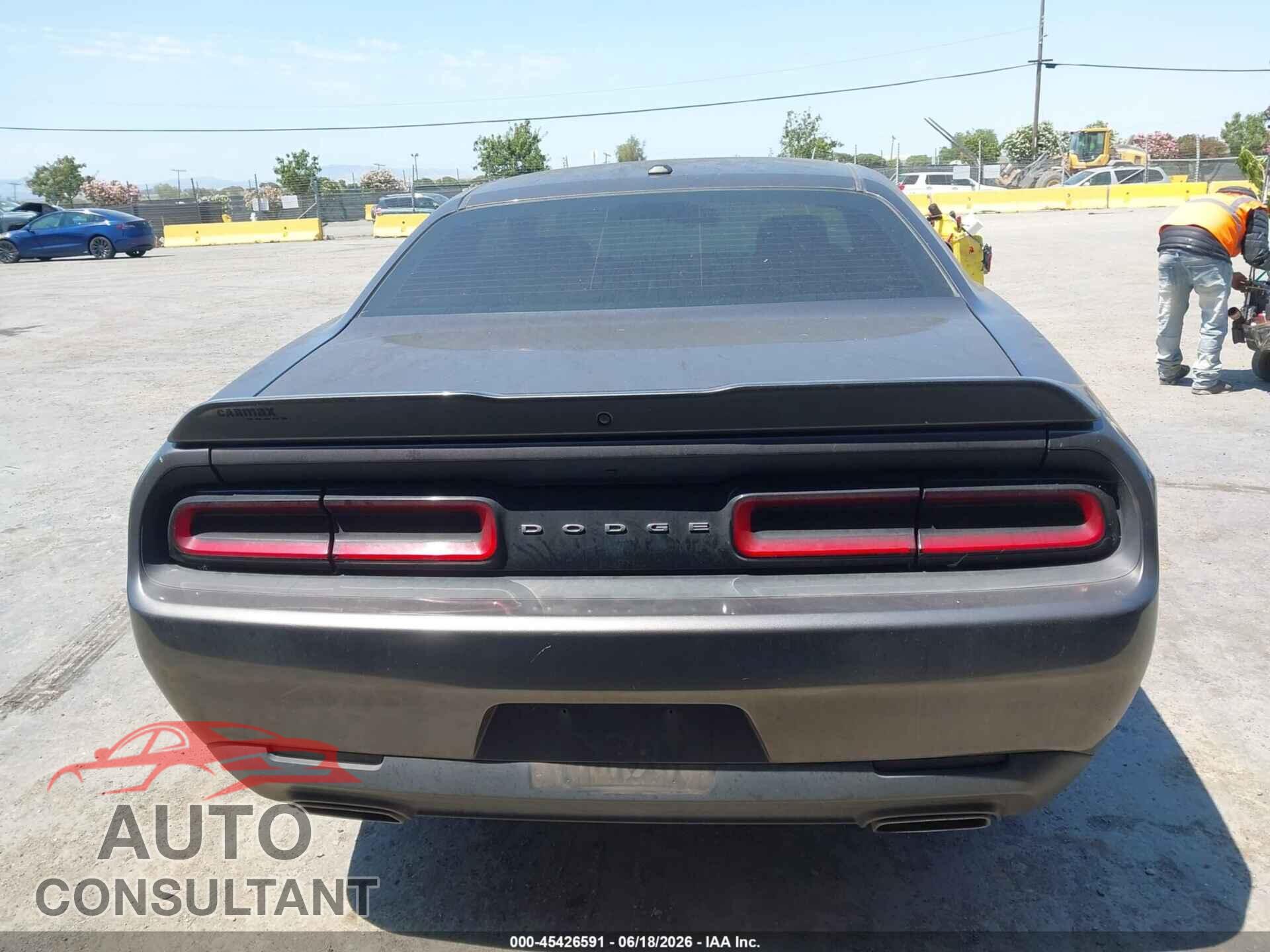 DODGE CHALLENGER 2018 - 2C3CDZAG0JH209516
