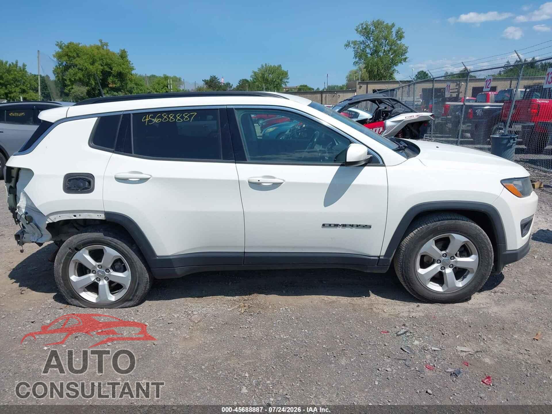 JEEP COMPASS 2018 - 3C4NJDBB7JT111609