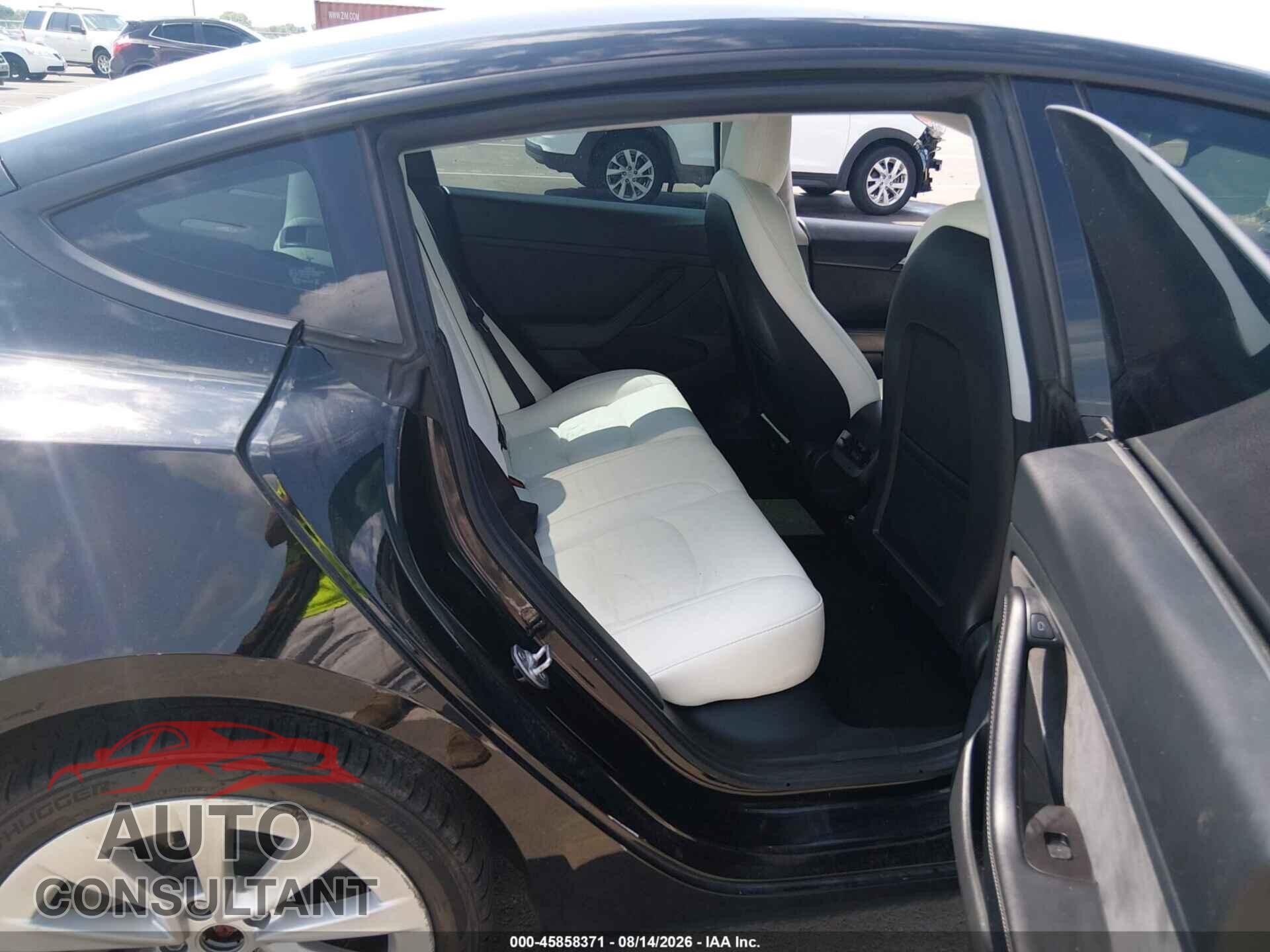 TESLA MODEL 3 2021 - 5YJ3E1EA2MF019310