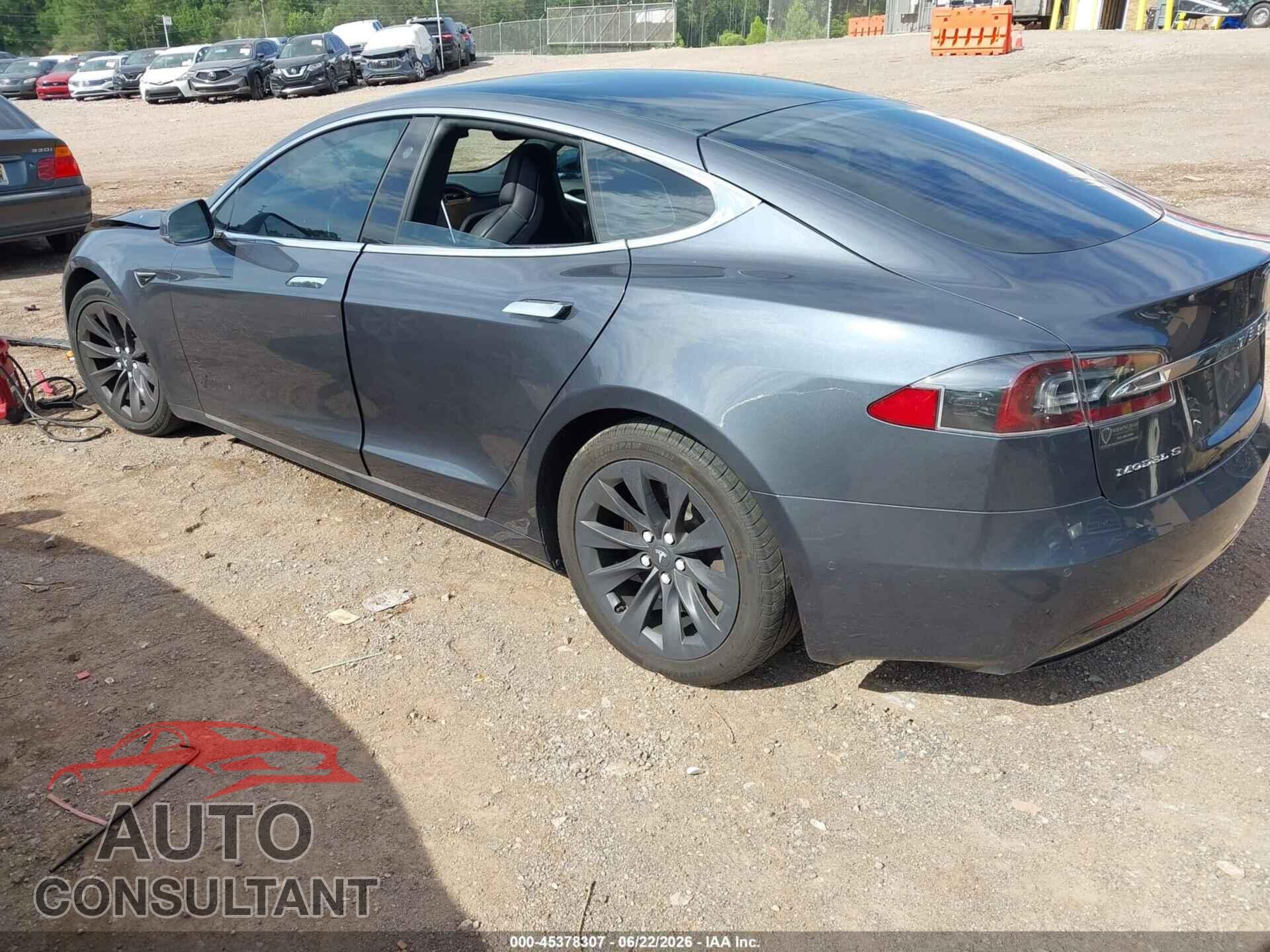 TESLA MODEL S 2017 - 5YJSA1E28HF229576