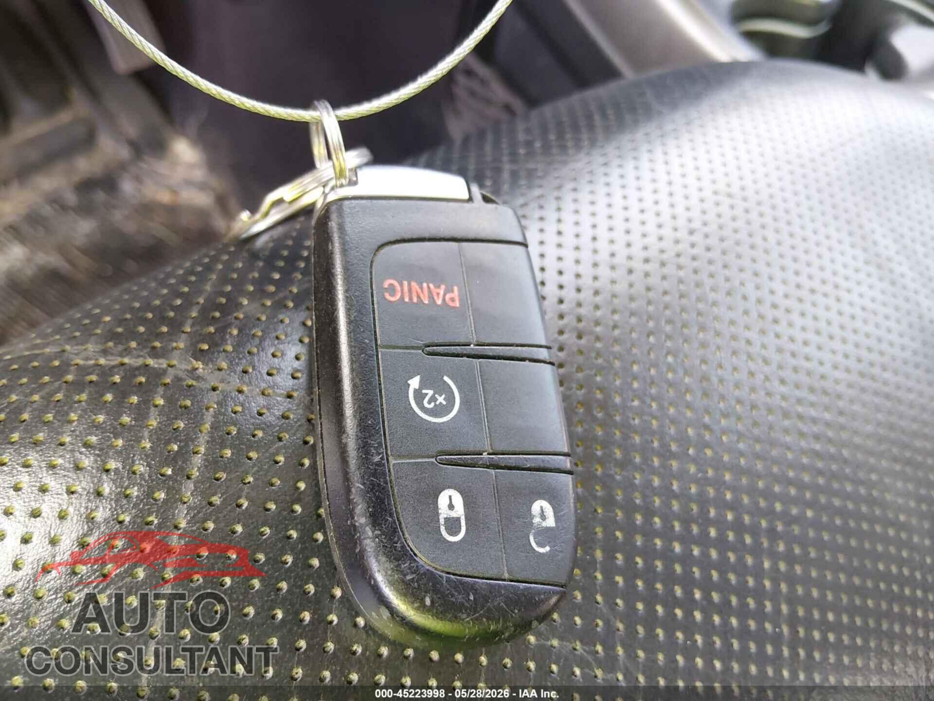DODGE JOURNEY 2015 - 3C4PDDEG1FT666151