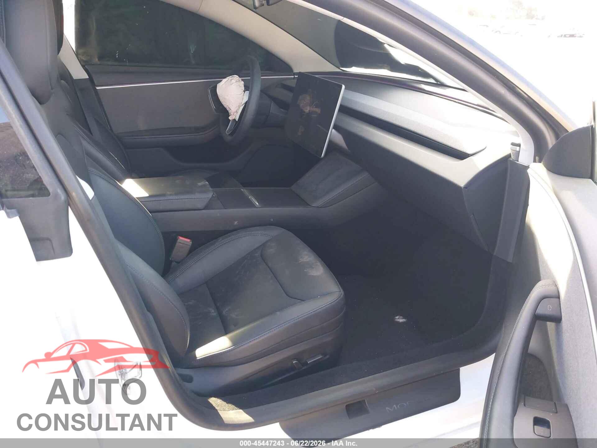 TESLA MODEL 3 2024 - 5YJ3E1EAXRF733905