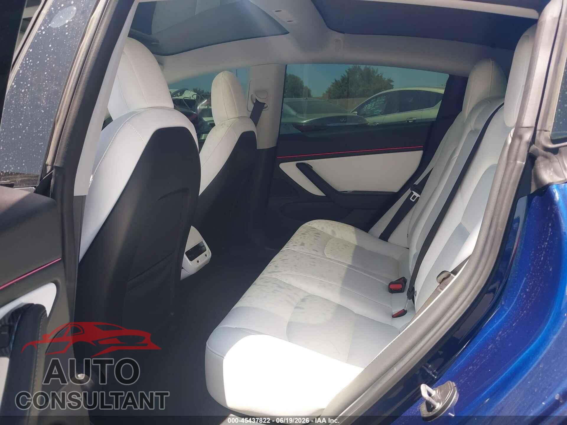 TESLA MODEL 3 2018 - 5YJ3E1EB6JF136022