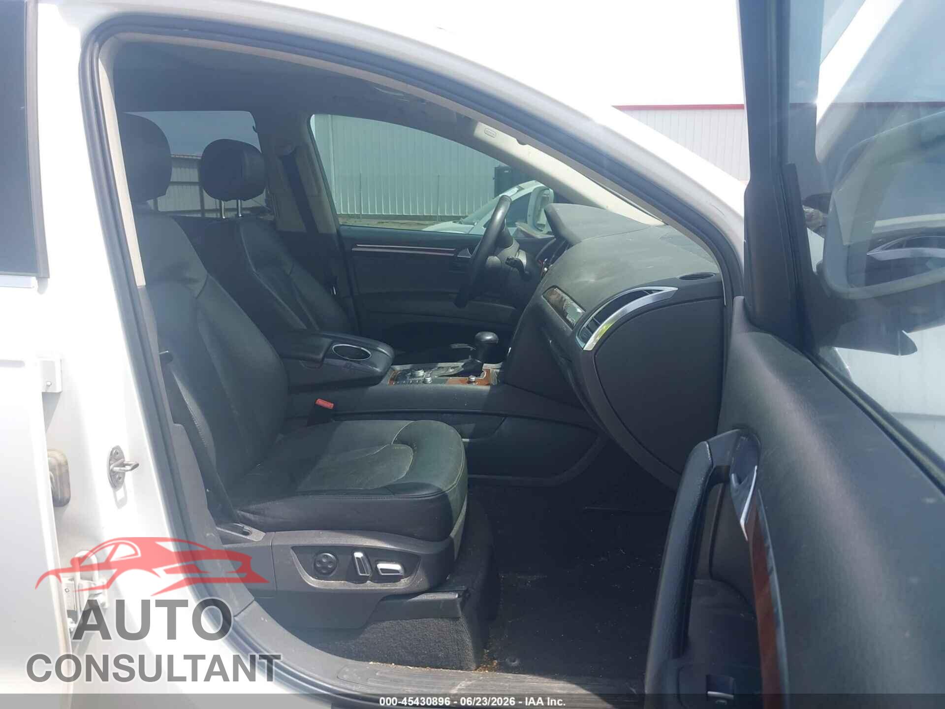 AUDI Q7 2012 - WA1VMAFE6CD003169