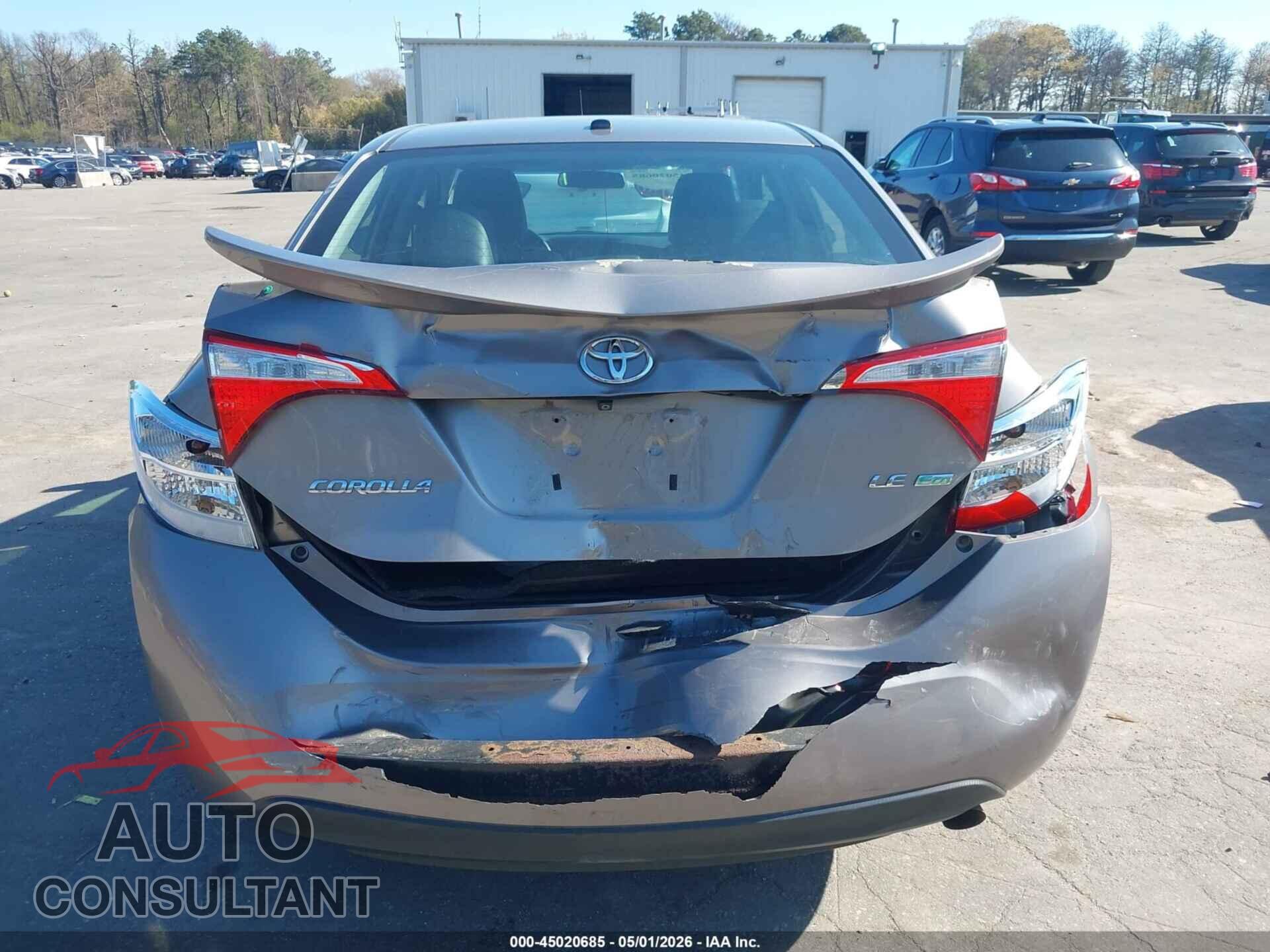 TOYOTA COROLLA 2015 - 2T1BPRHE5FC416231