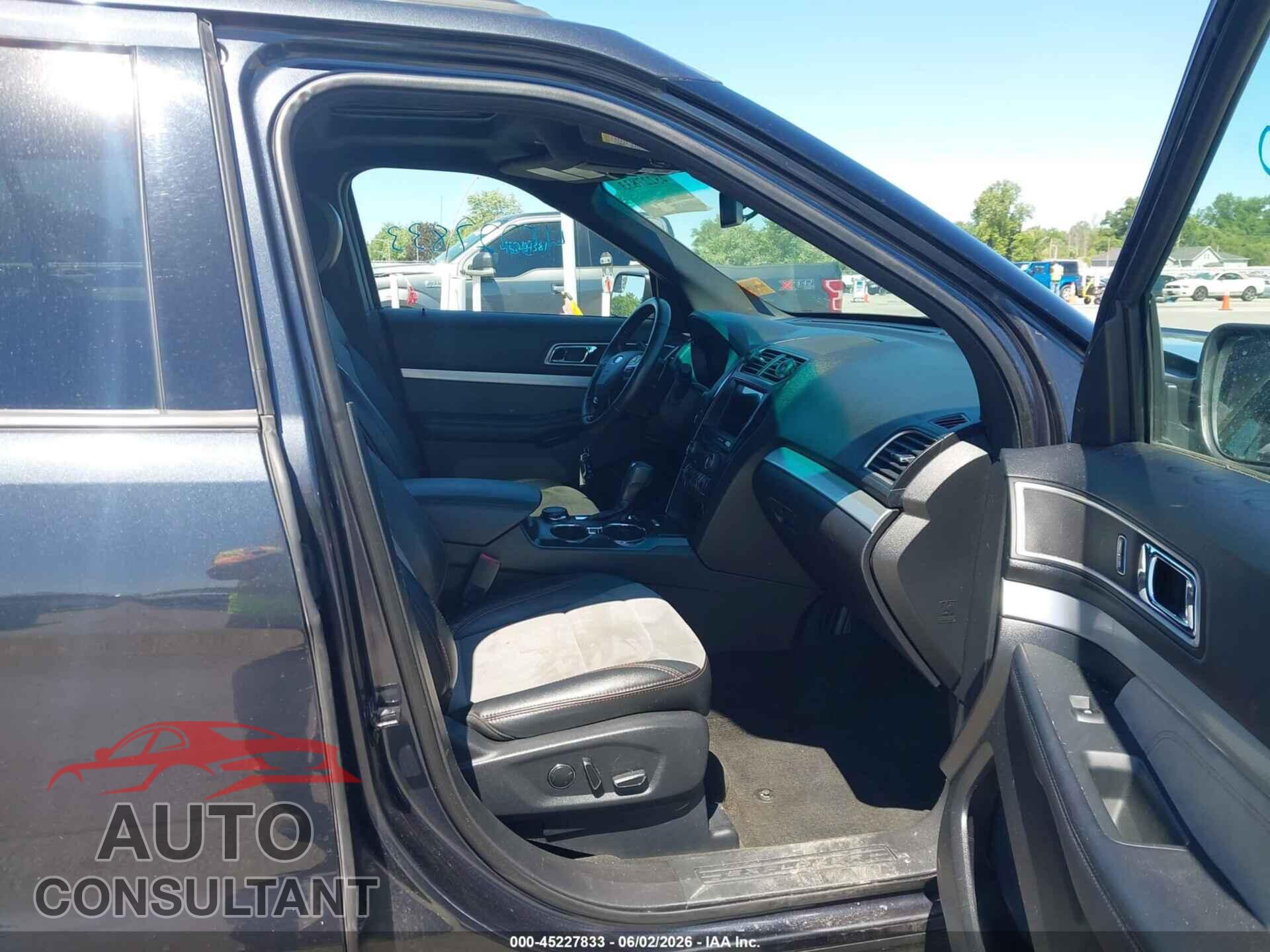 FORD EXPLORER 2017 - 1FM5K8D87HGA41738
