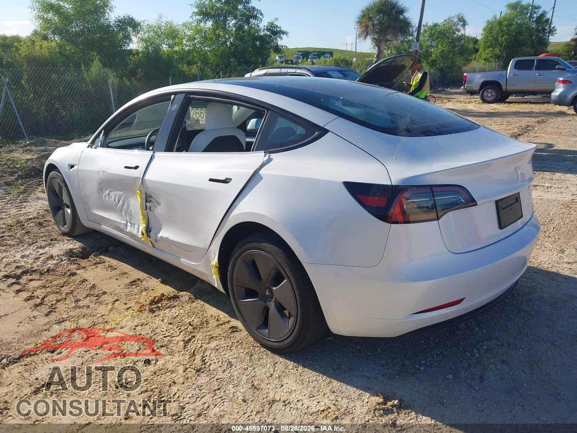 TESLA MODEL 3 2023 - 5YJ3E1EA8PF604719