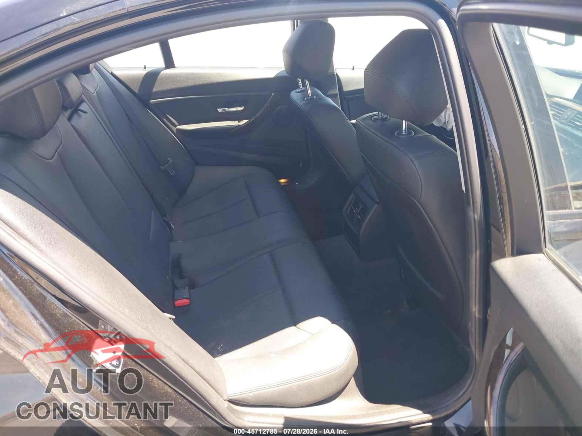 BMW 320I 2015 - WBA3B1G59FNT07190