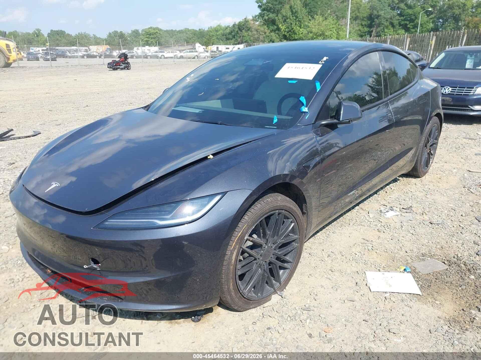 TESLA MODEL 3 2025 - 5YJ3E1EA4SF044819