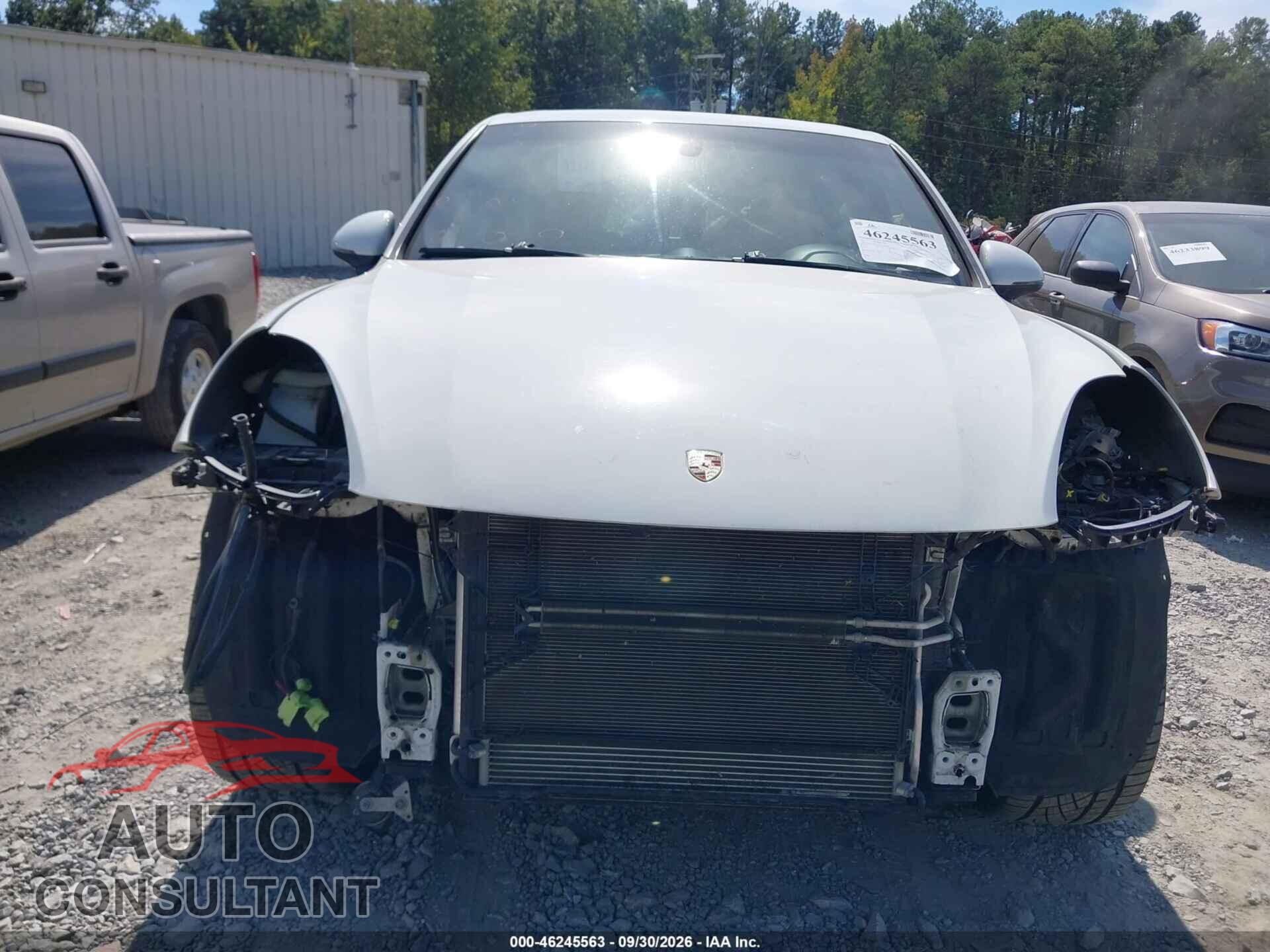 PORSCHE CAYENNE 2017 - WP1AA2A27HKA91831