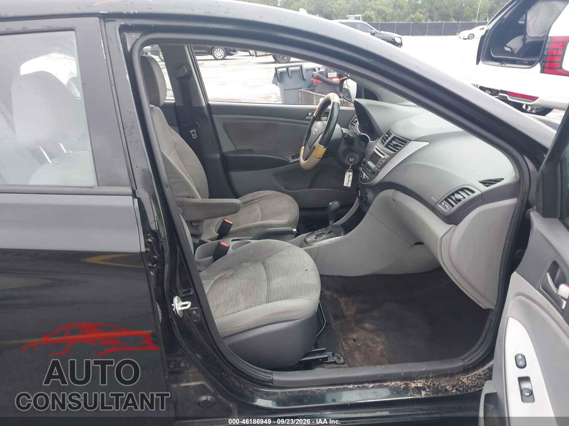 HYUNDAI ACCENT 2017 - KMHCT4AE5HU330237