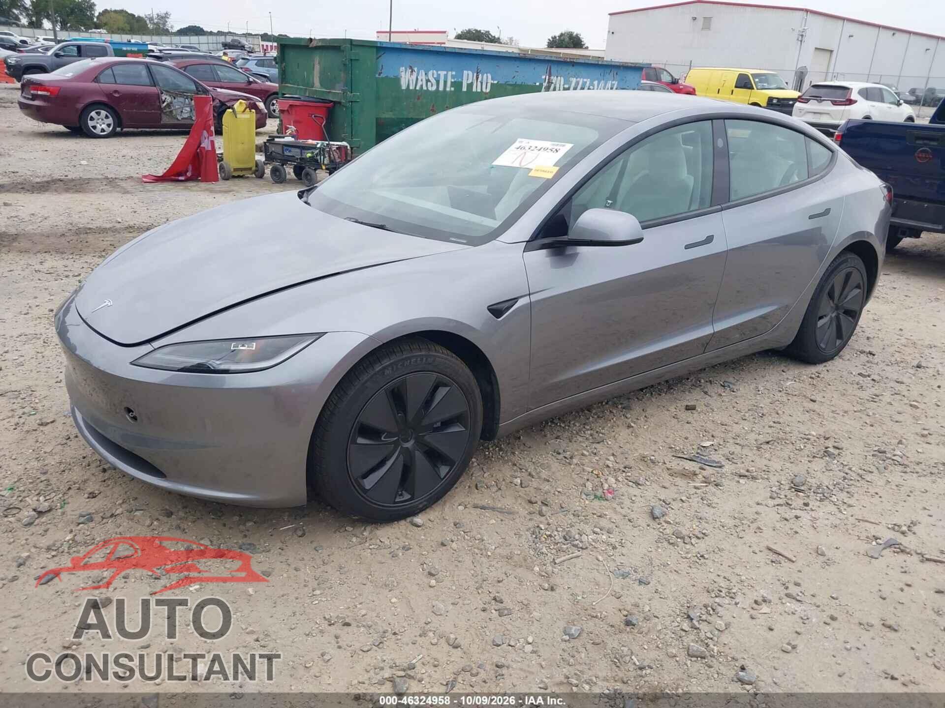TESLA MODEL 3 2025 - 5YJ3E1EA4SF942952