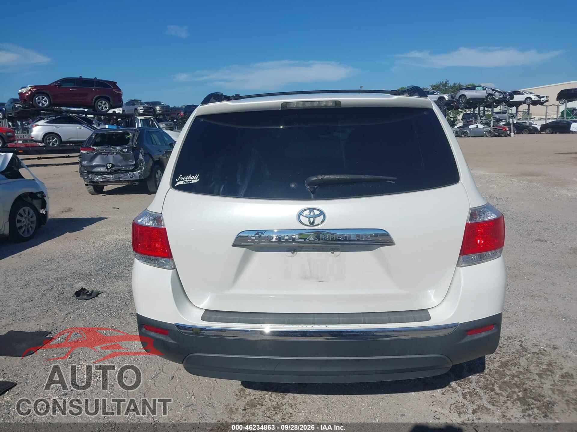 TOYOTA HIGHLANDER 2013 - 5TDZA3EH8DS035201