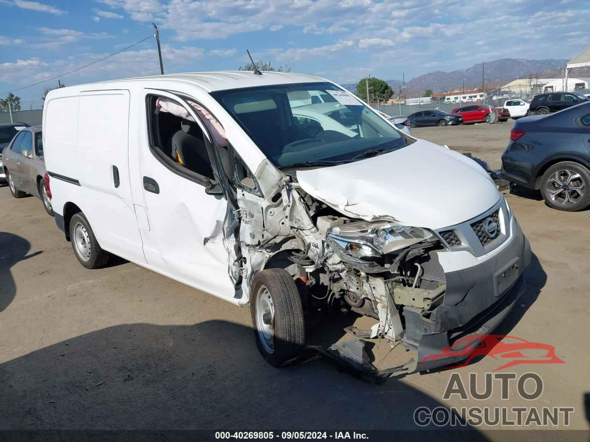 NISSAN NV200 2017 - 3N6CM0KN6HK705462