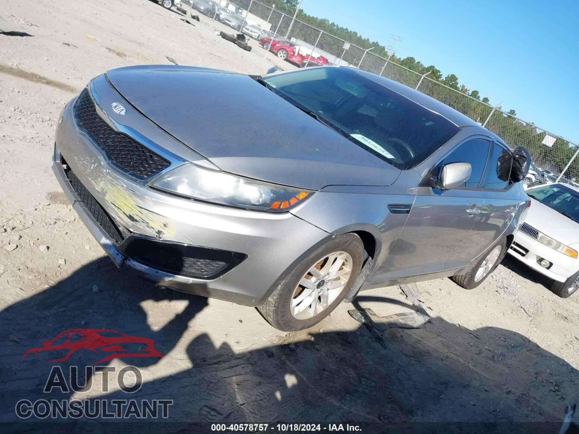 KIA OPTIMA 2011 - KNAGM4A78B5103126