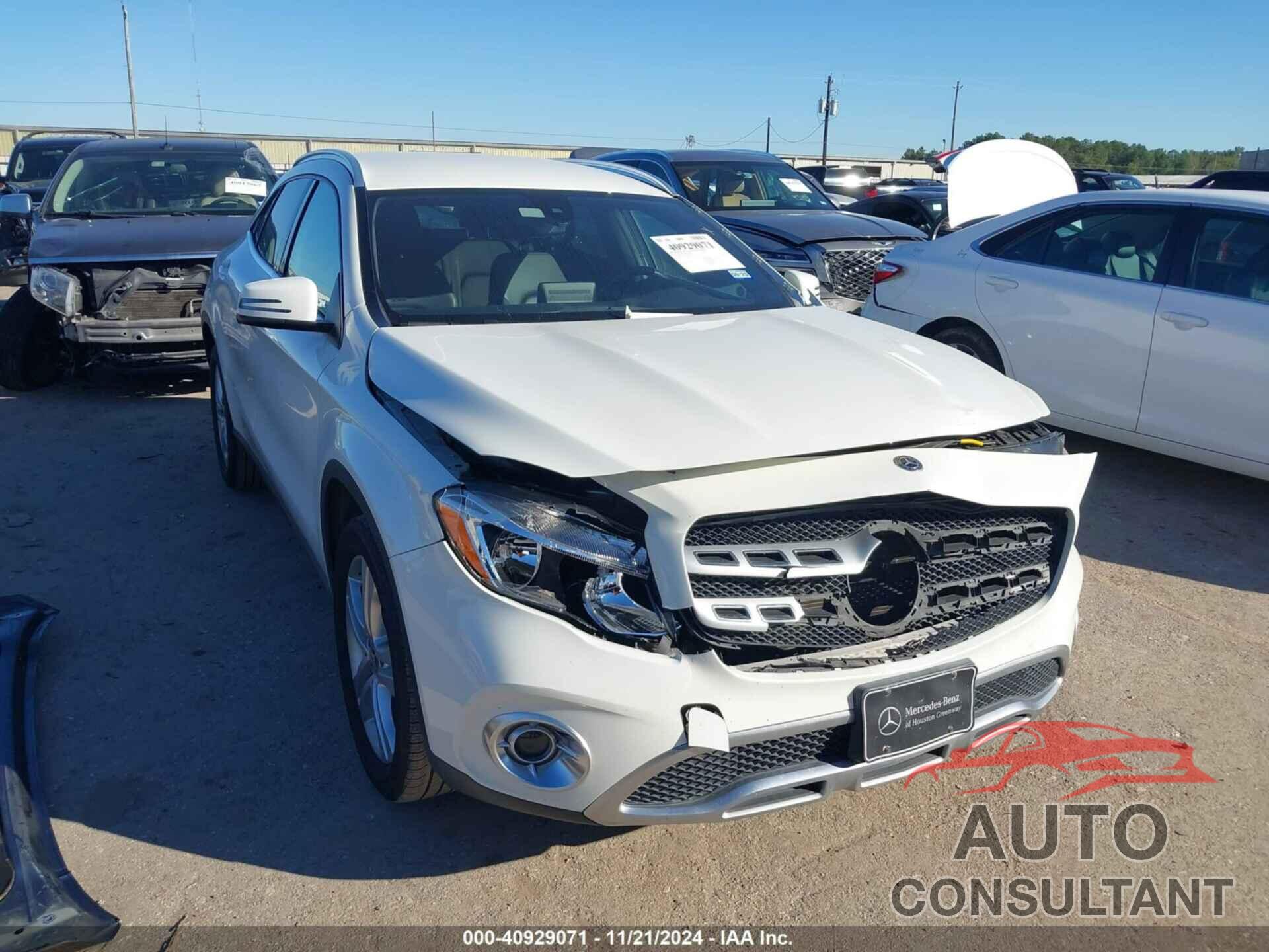 MERCEDES-BENZ GLA 250 2018 - WDCTG4EB0JJ424293