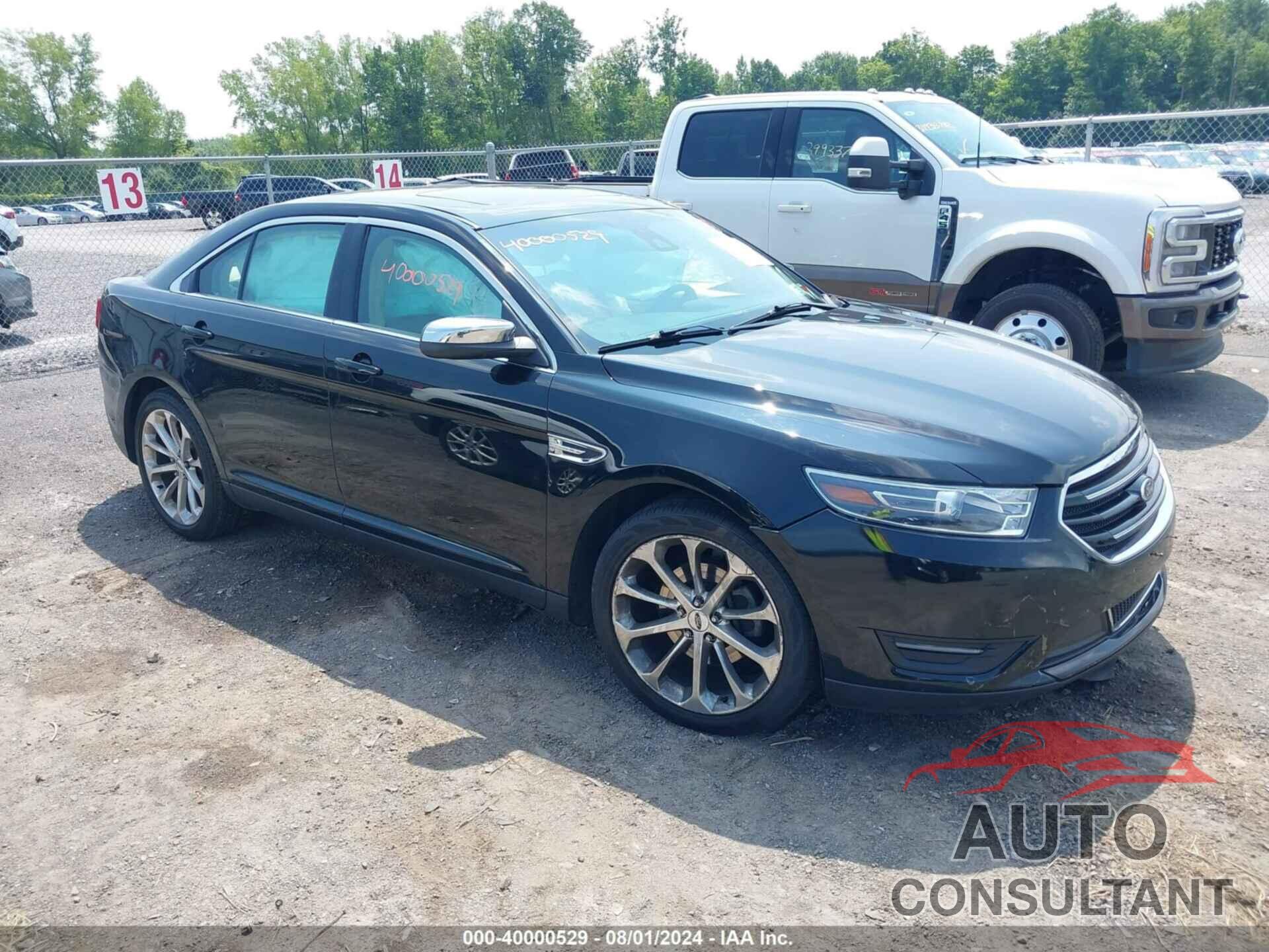 FORD TAURUS 2018 - 1FAHP2F82JG137754