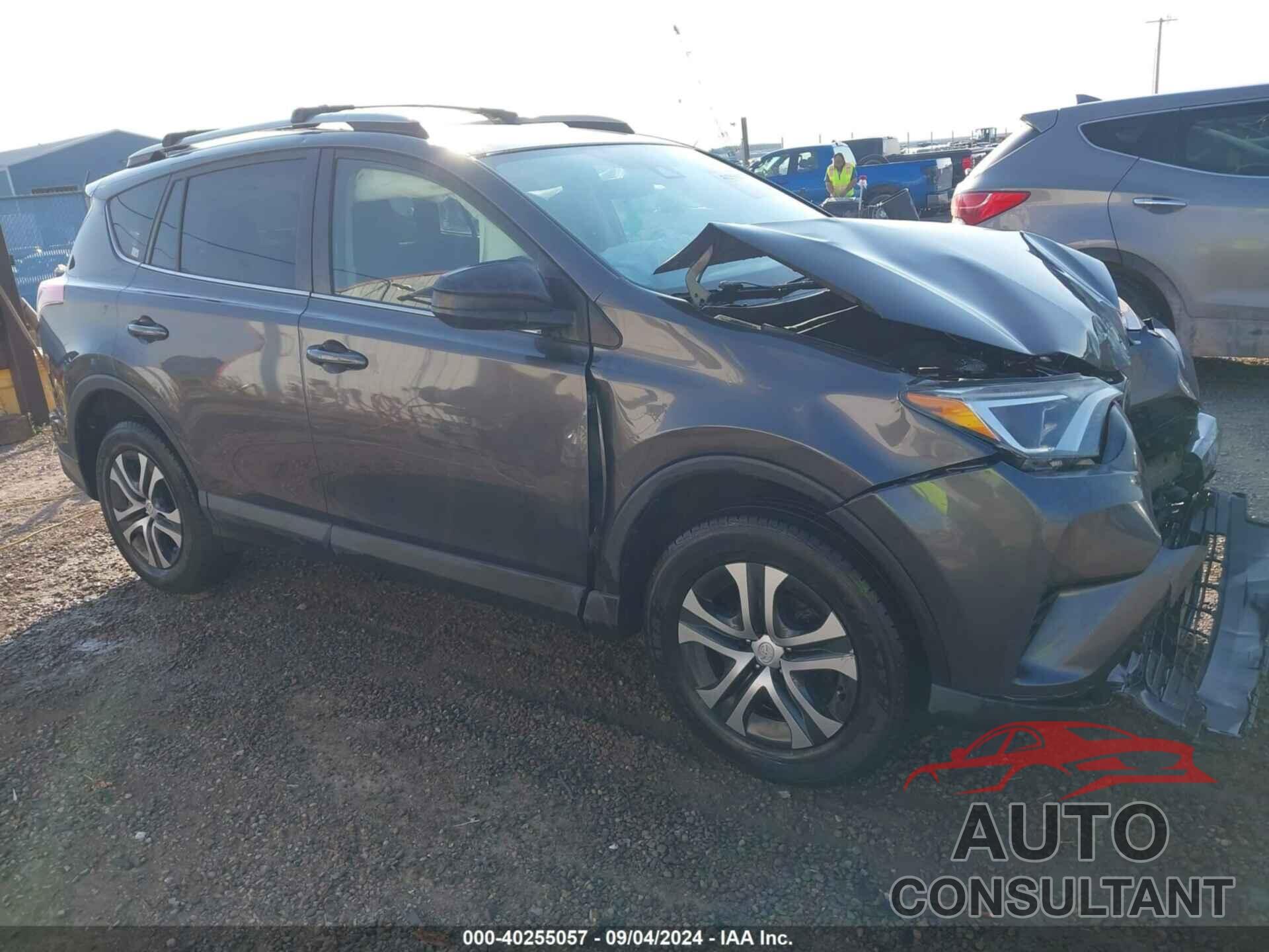 TOYOTA RAV4 2017 - JTMBFREV8HJ105214