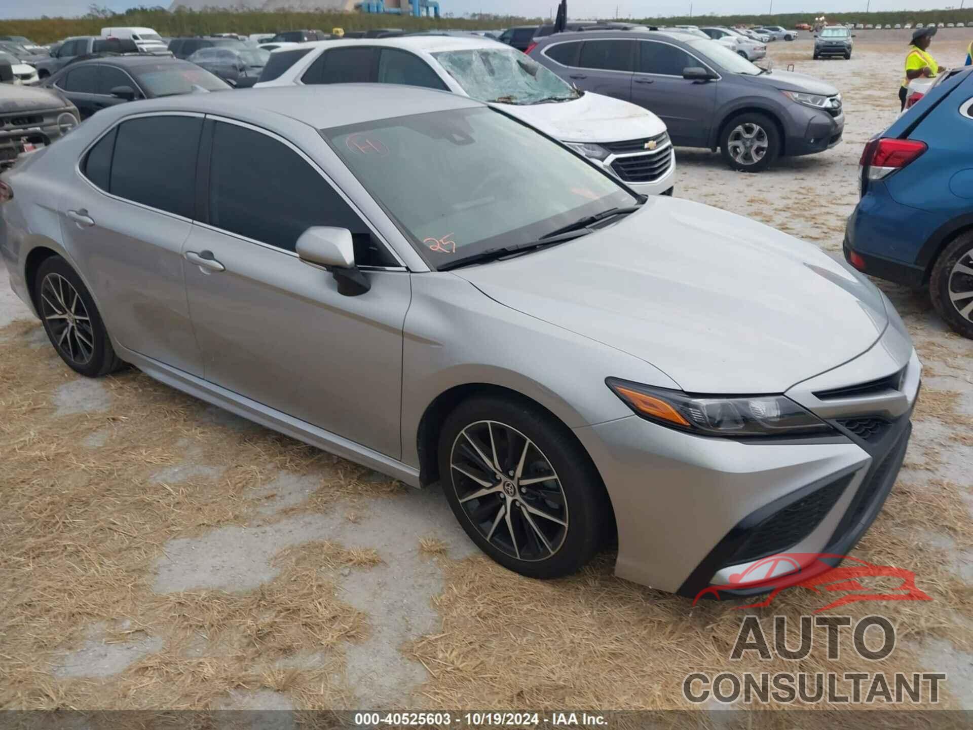 TOYOTA CAMRY 2023 - 4T1G11BKXPU076209