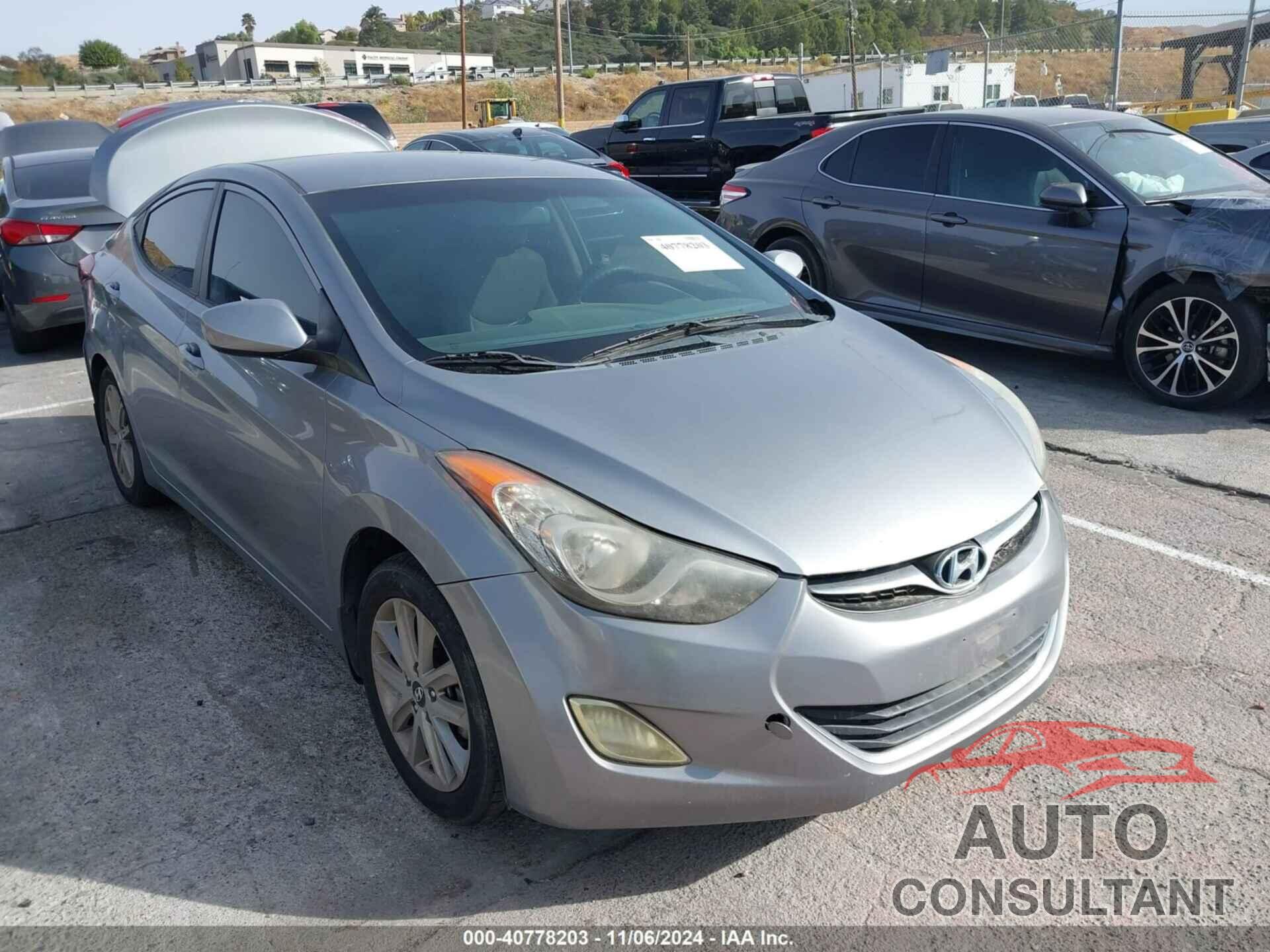 HYUNDAI ELANTRA 2013 - KMHDH4AE2DU793078