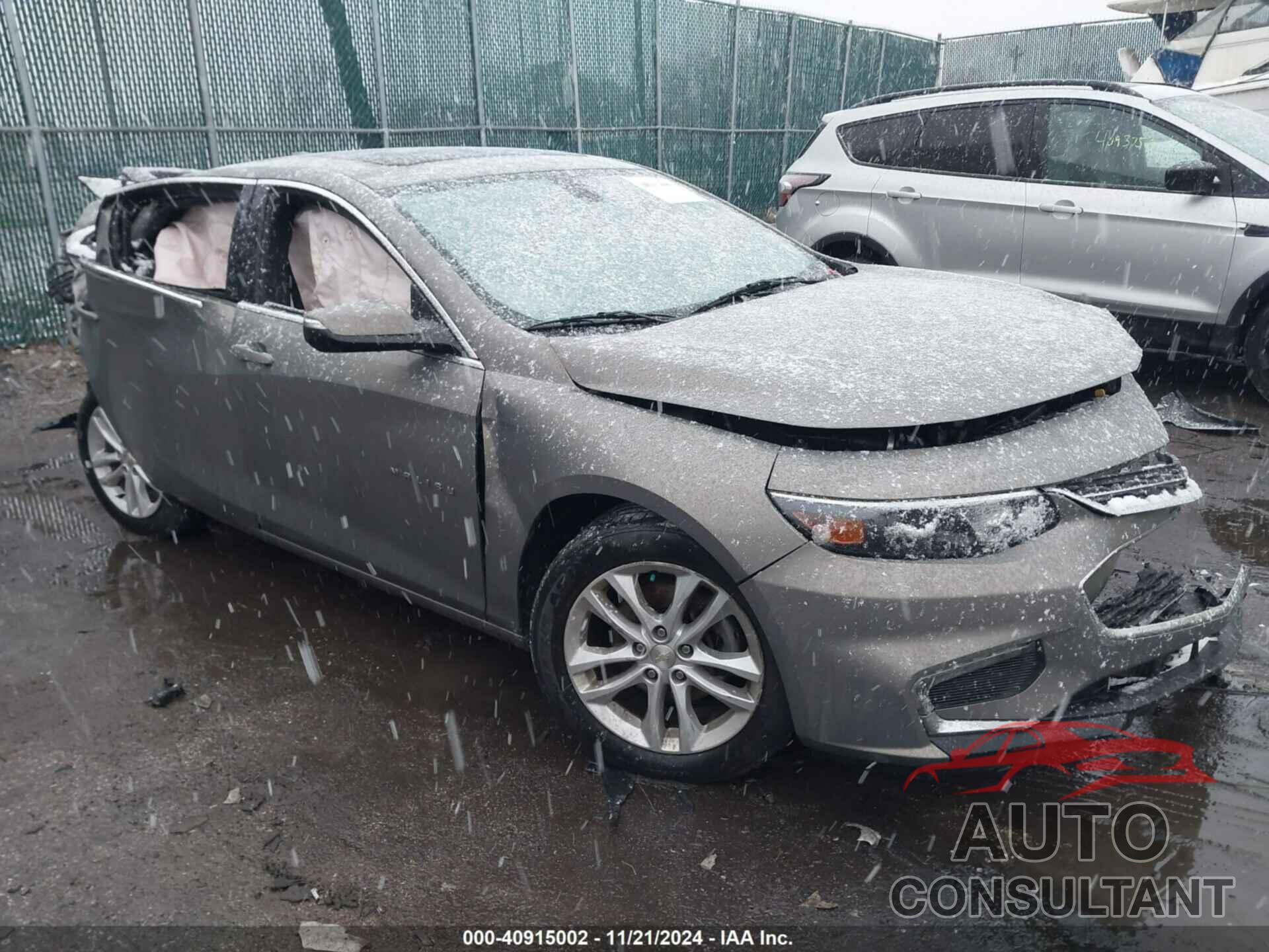 CHEVROLET MALIBU 2017 - 1G1ZE5ST8HF276862