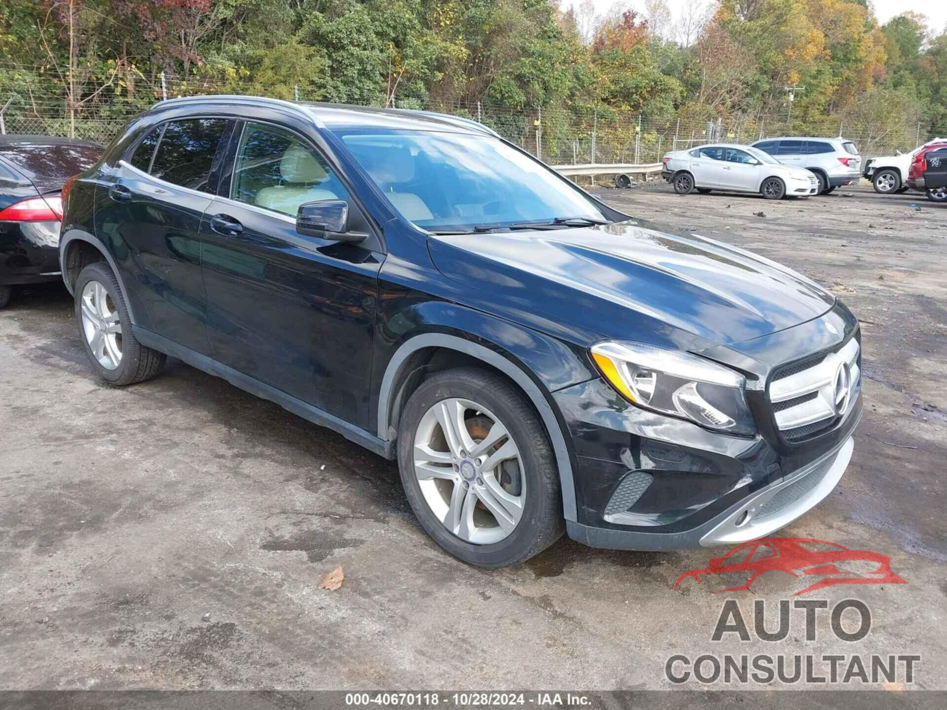 MERCEDES-BENZ GLA 250 2015 - WDCTG4GB9FJ117323