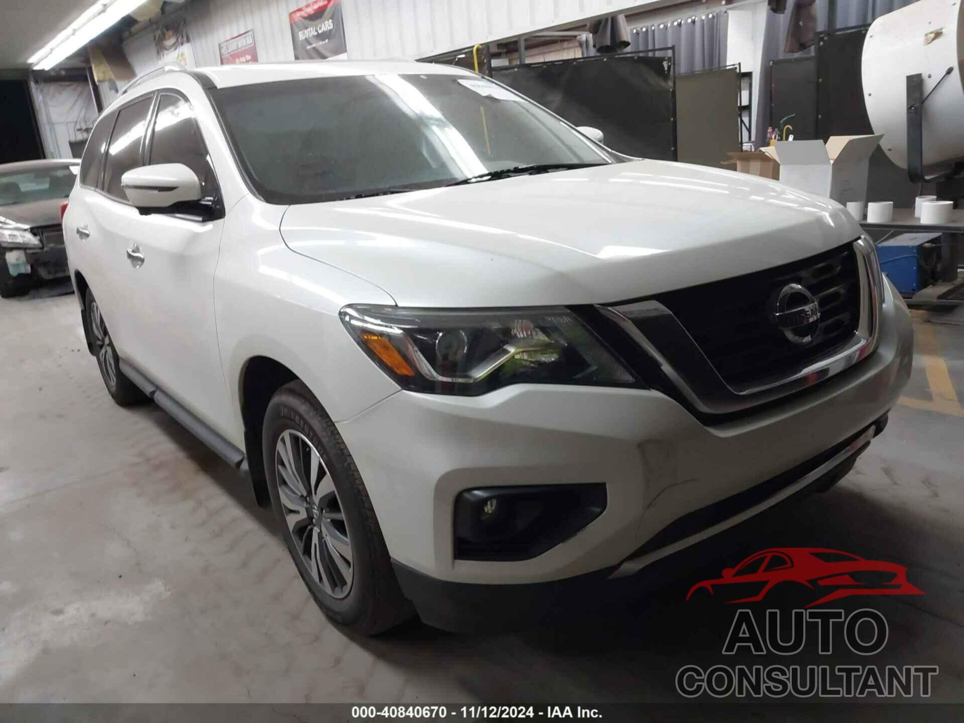 NISSAN PATHFINDER 2017 - 5N1DR2MN4HC685960