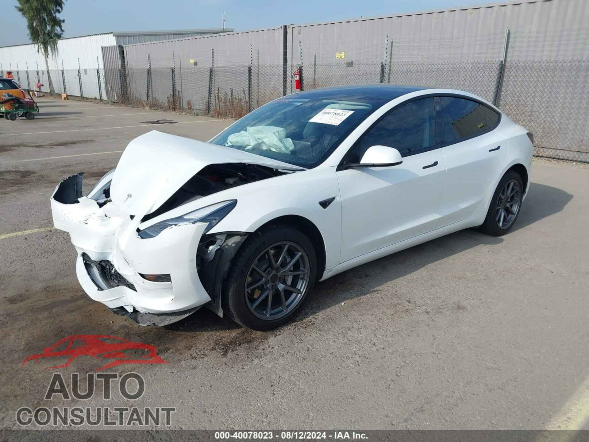 TESLA MODEL 3 2021 - 5YJ3E1EA3MF053157