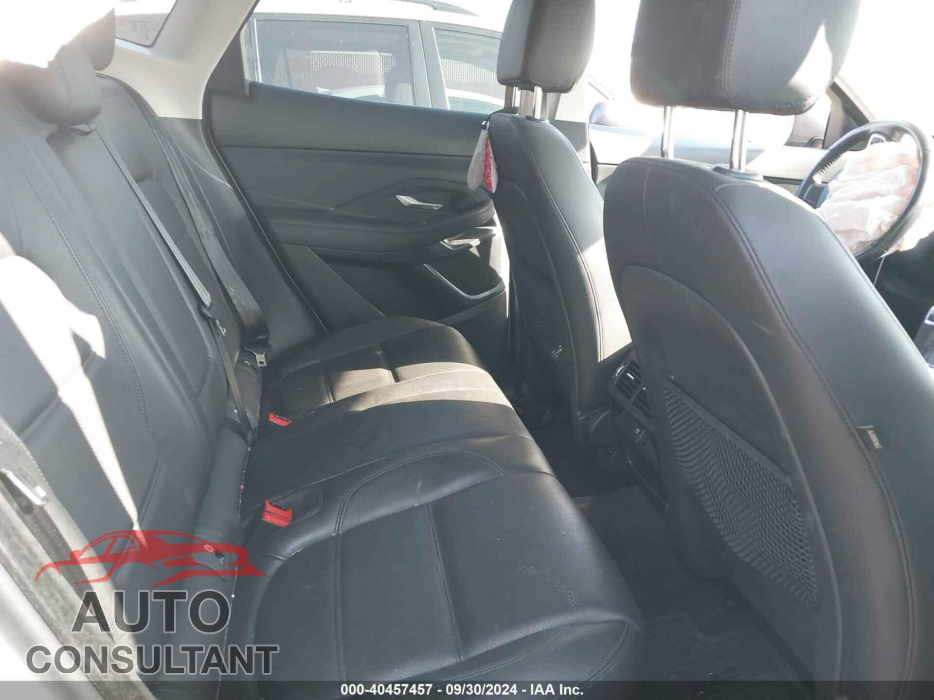 JAGUAR E-PACE 2018 - SADFJ2FX9J1Z31622