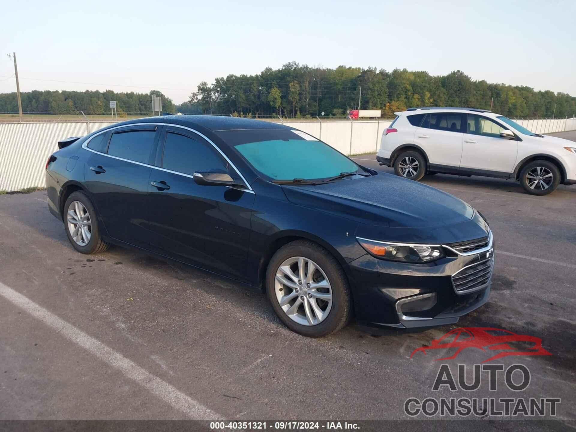 CHEVROLET MALIBU 2017 - 1G1ZE5ST1HF209780