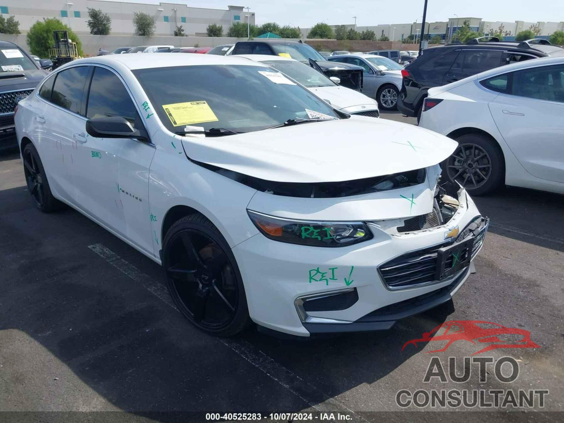 CHEVROLET MALIBU 2018 - 1G1ZB5ST2JF261255