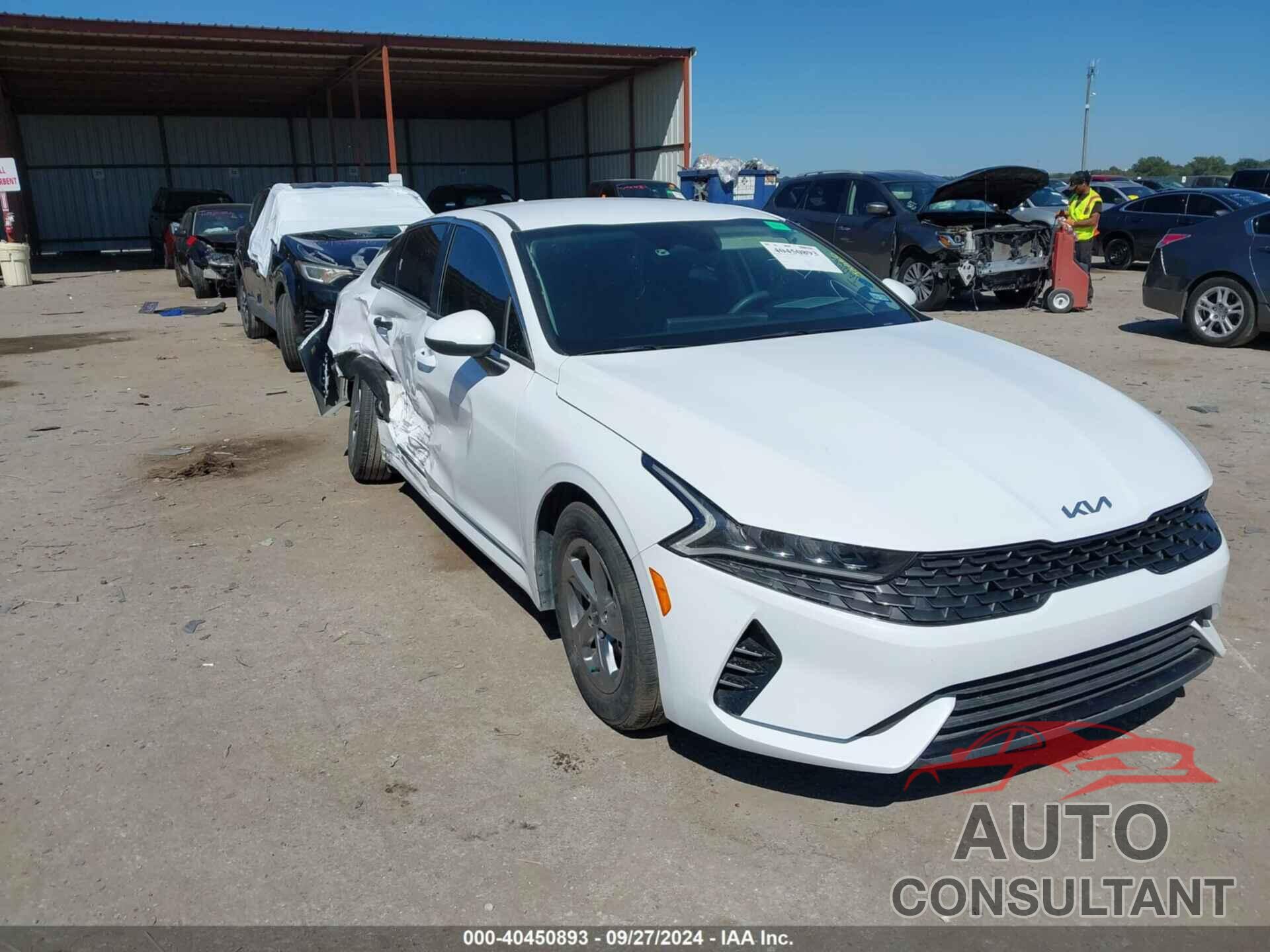 KIA K5 2023 - 5XXG14J22PG214001