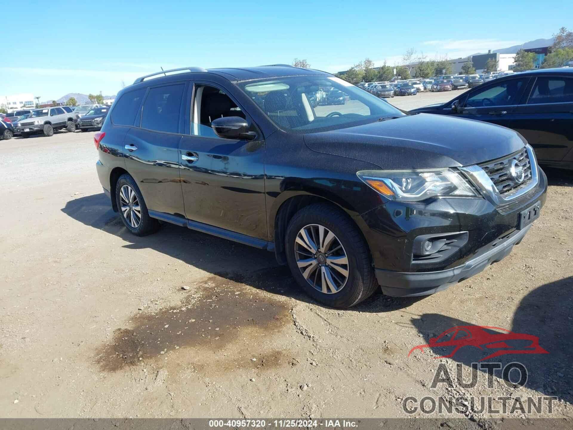 NISSAN PATHFINDER 2017 - 5N1DR2MN8HC601607