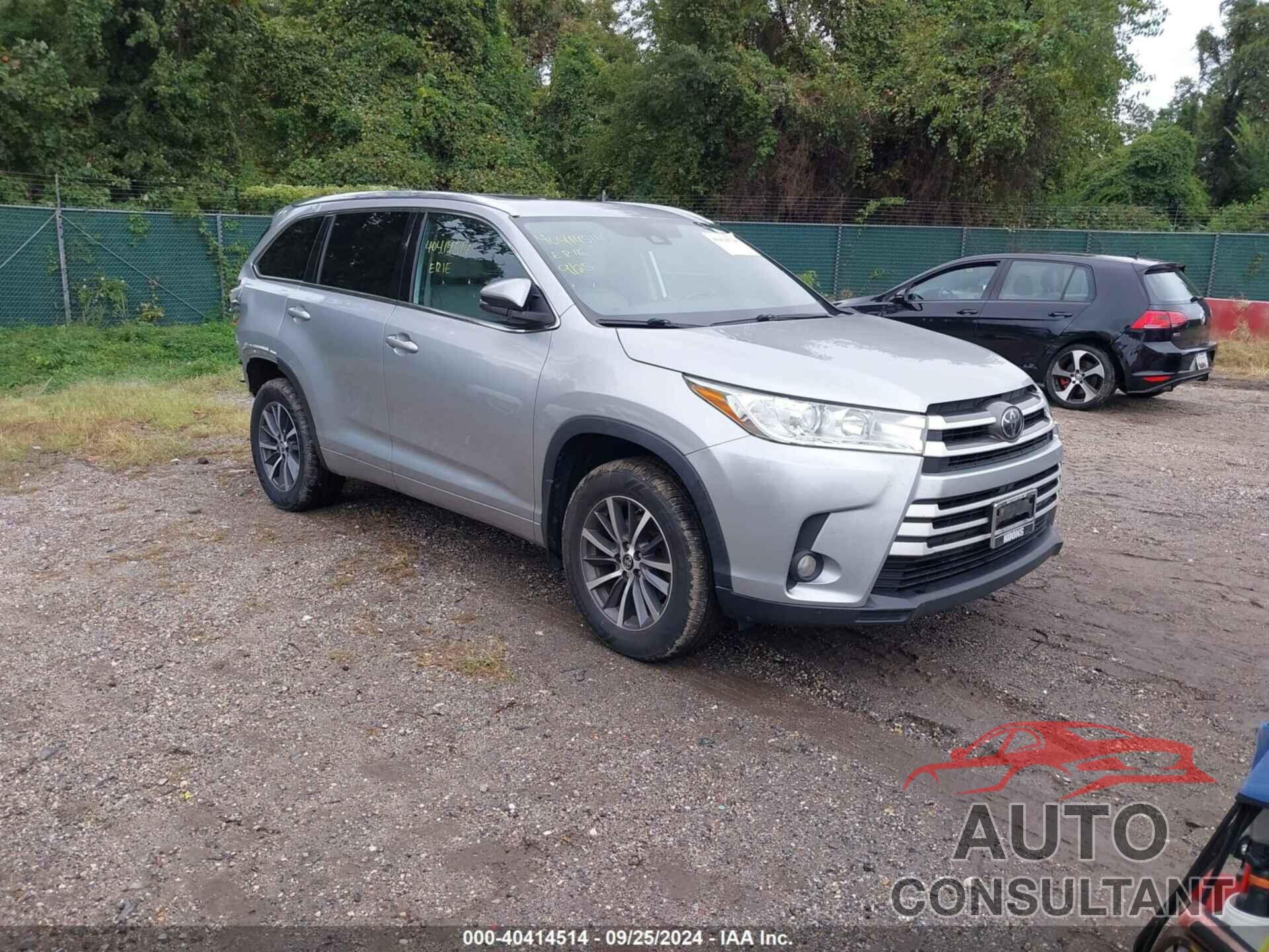 TOYOTA HIGHLANDER 2018 - 5TDJZRFH7JS852551