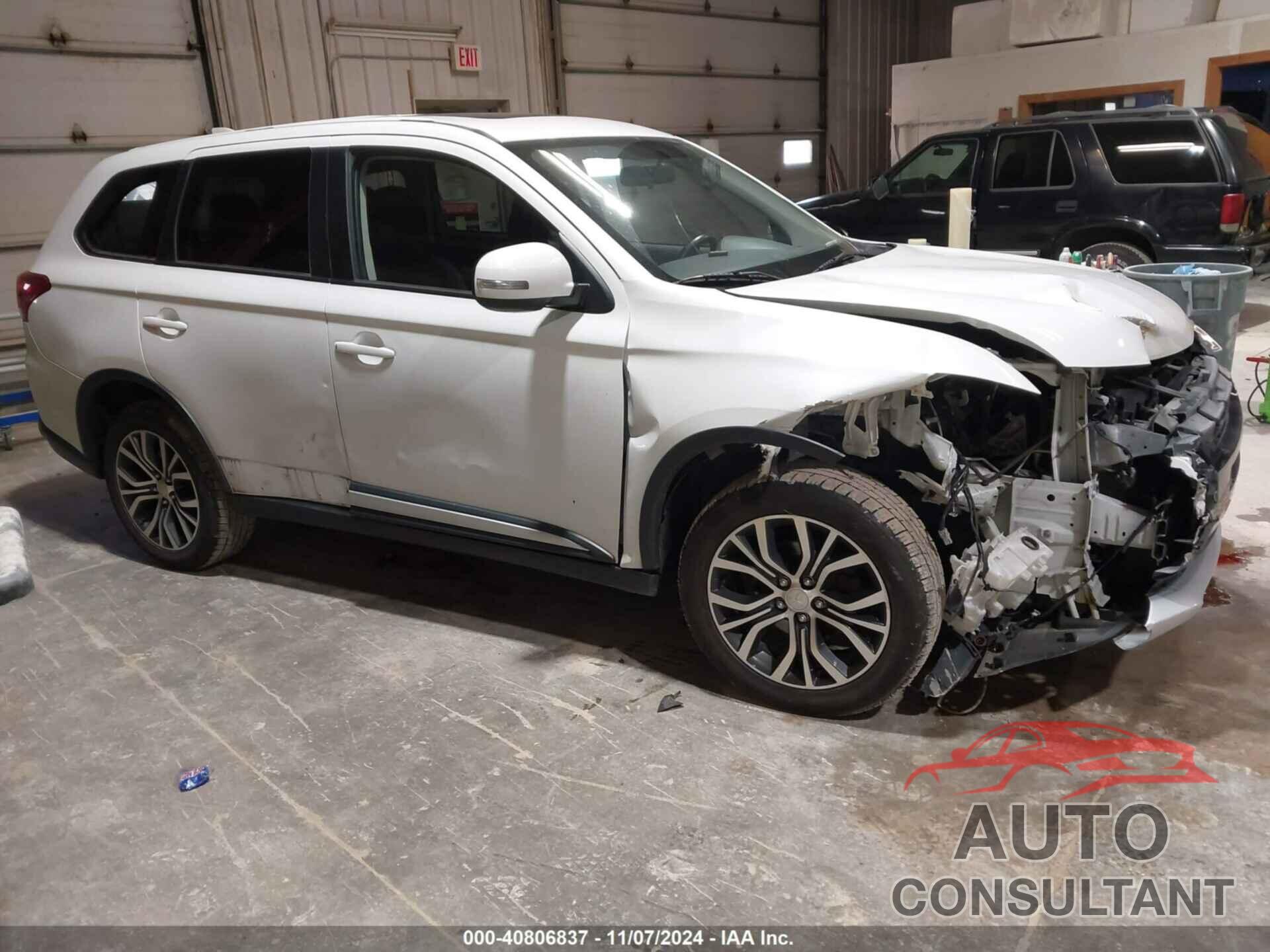 MITSUBISHI OUTLANDER 2017 - JA4AZ3A31HZ059757