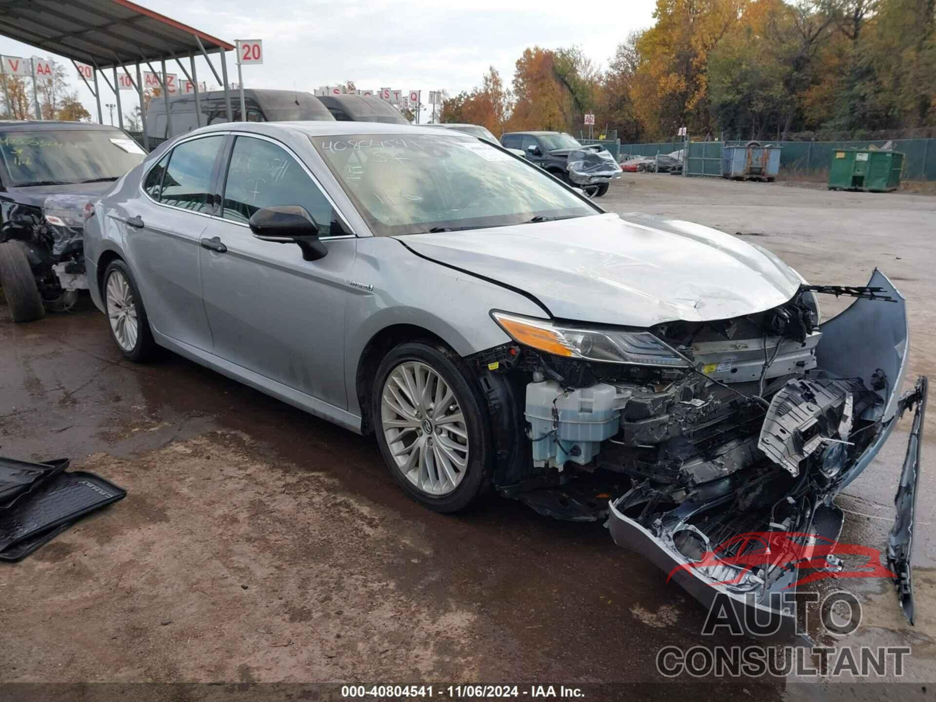 TOYOTA CAMRY HYBRID 2018 - 4T1B21HK2JU008928