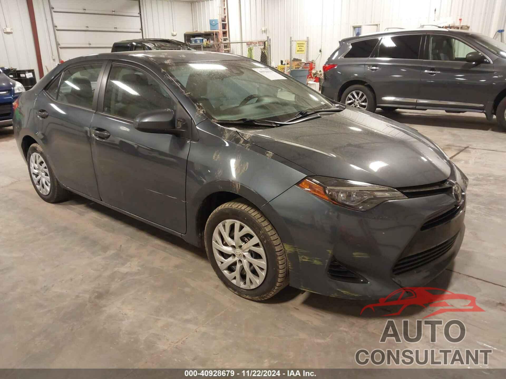 TOYOTA COROLLA 2017 - 5YFBURHE2HP730043