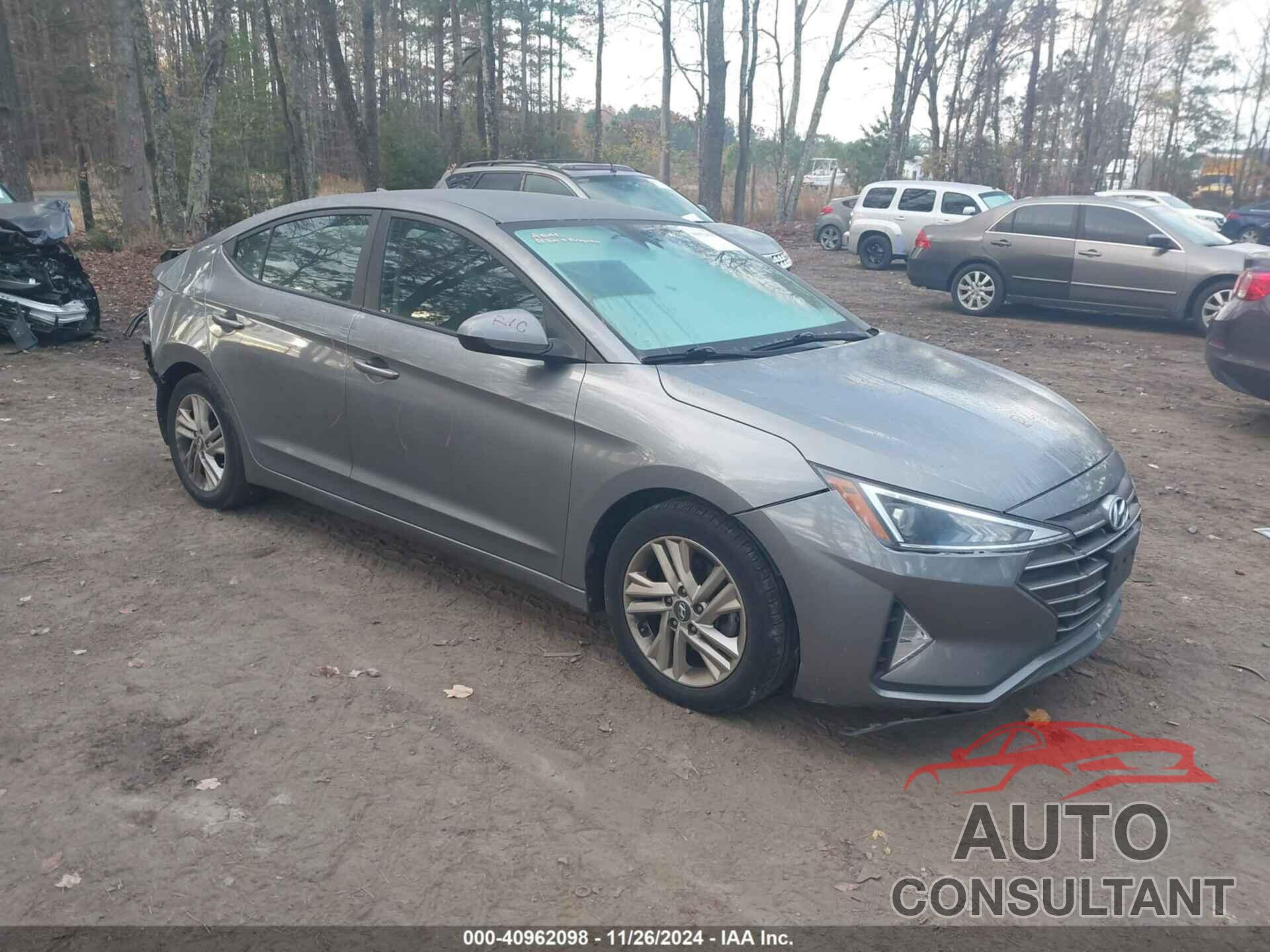HYUNDAI ELANTRA 2019 - 5NPD84LF1KH443667
