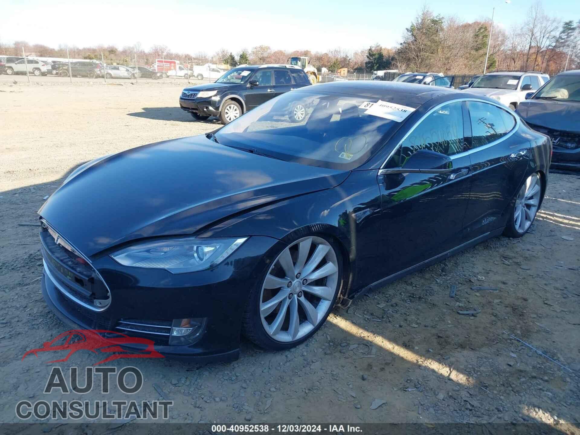 TESLA MODEL S 2013 - 5YJSA1DP4DFP07404