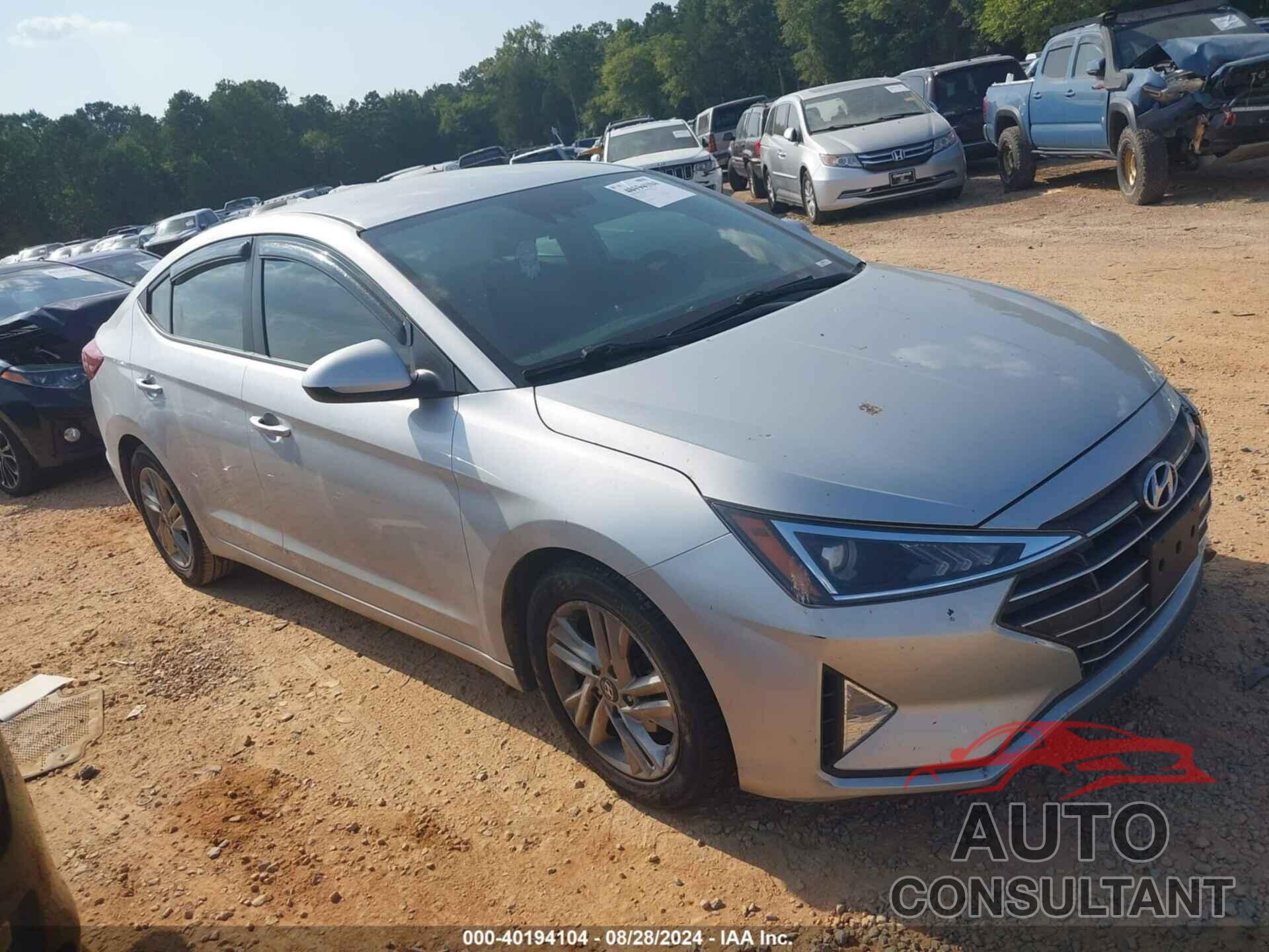 HYUNDAI ELANTRA 2019 - 5NPD84LF7KH429501