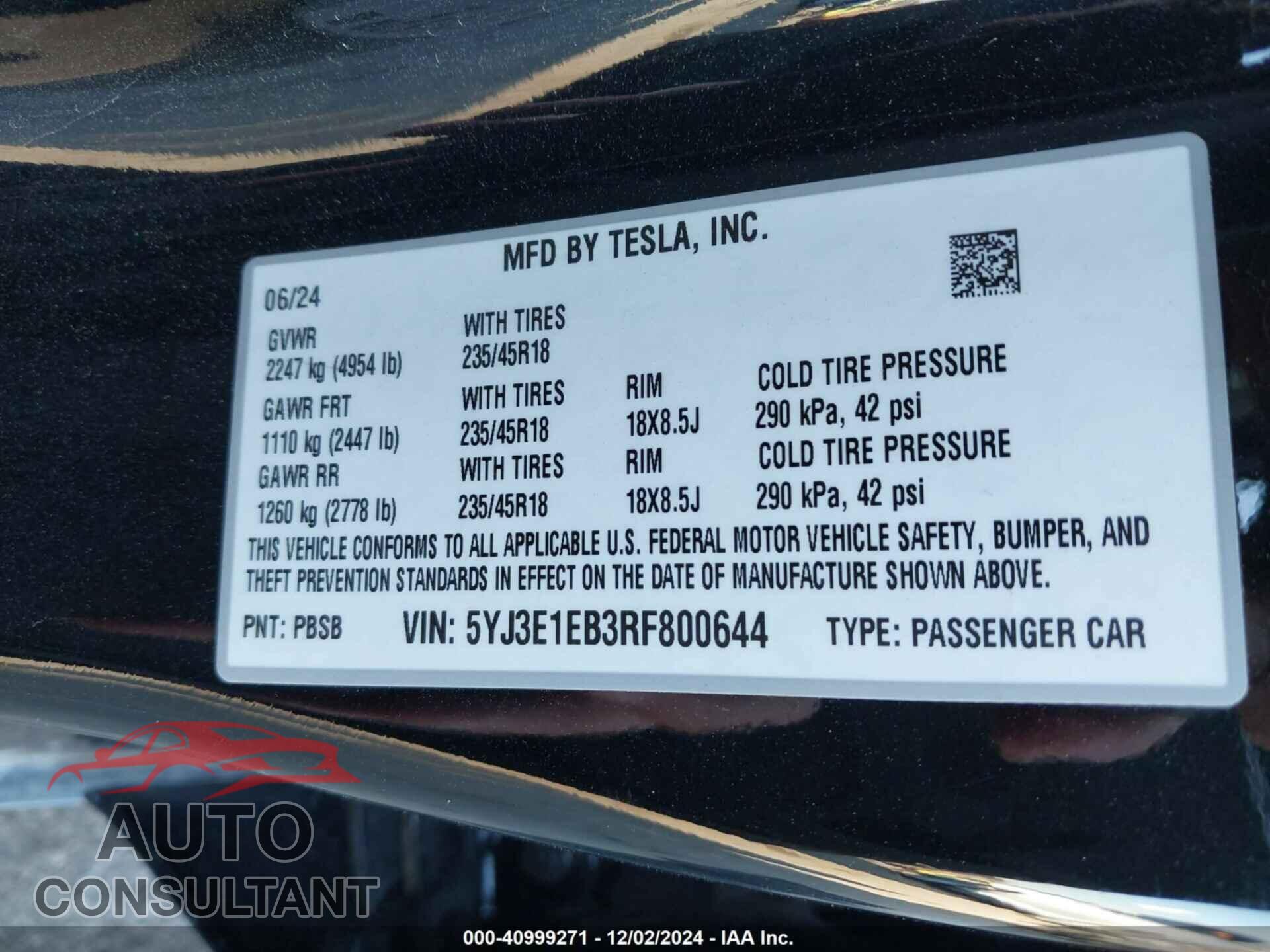 TESLA MODEL 3 2024 - 5YJ3E1EB3RF800644