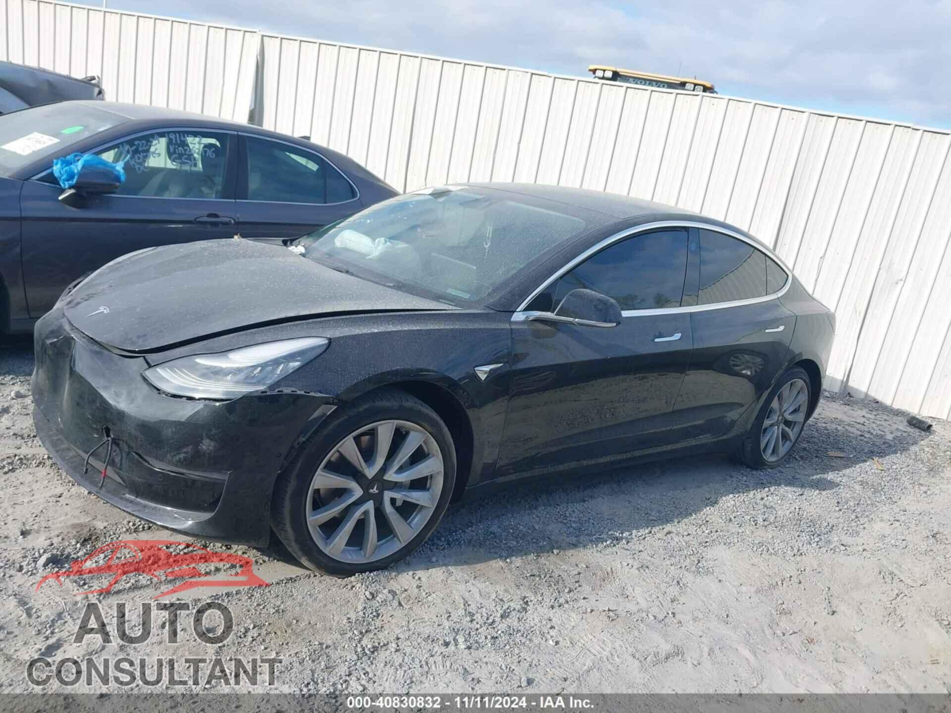TESLA MODEL 3 2019 - 5YJ3E1EA2KF310824