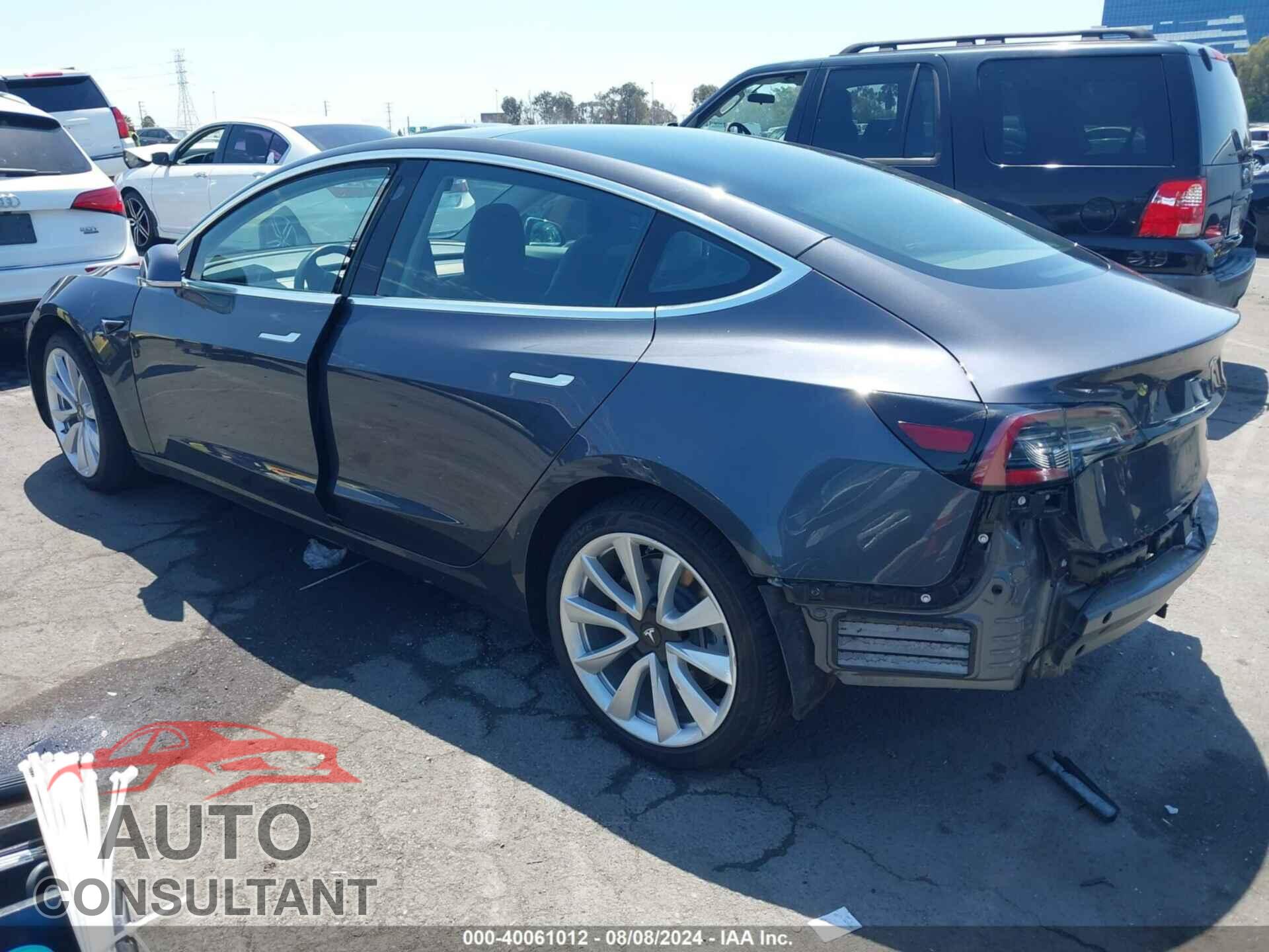 TESLA MODEL 3 2018 - 5YJ3E1EB2JF090821